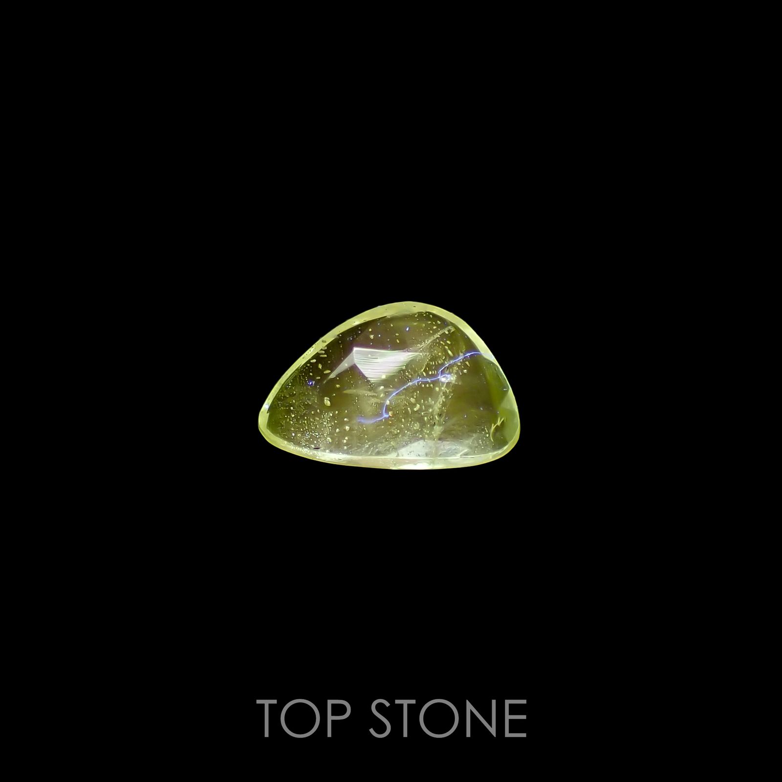 ◇ローズカット◇バナジウムコーネルピン(宝石名コーネルピン)タンザニア・タンガ州産 0.60ct 識別済[220115545]7.4x4.7mm前後