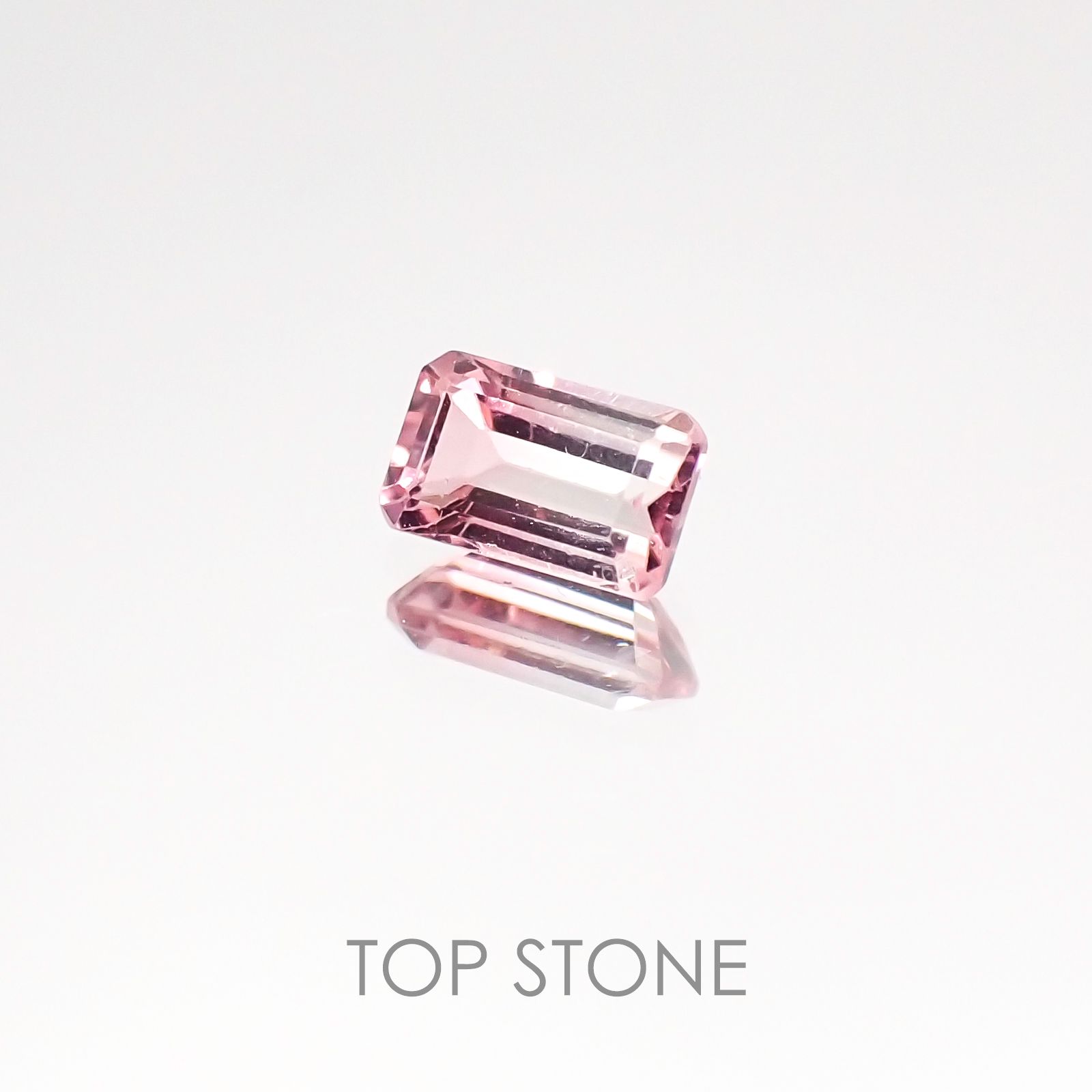 バイカラートルマリン(宝石名バイカラー・トルマリン) ブラジル産 0.32ct 識別済[20107130]5.1×3.2mm前後