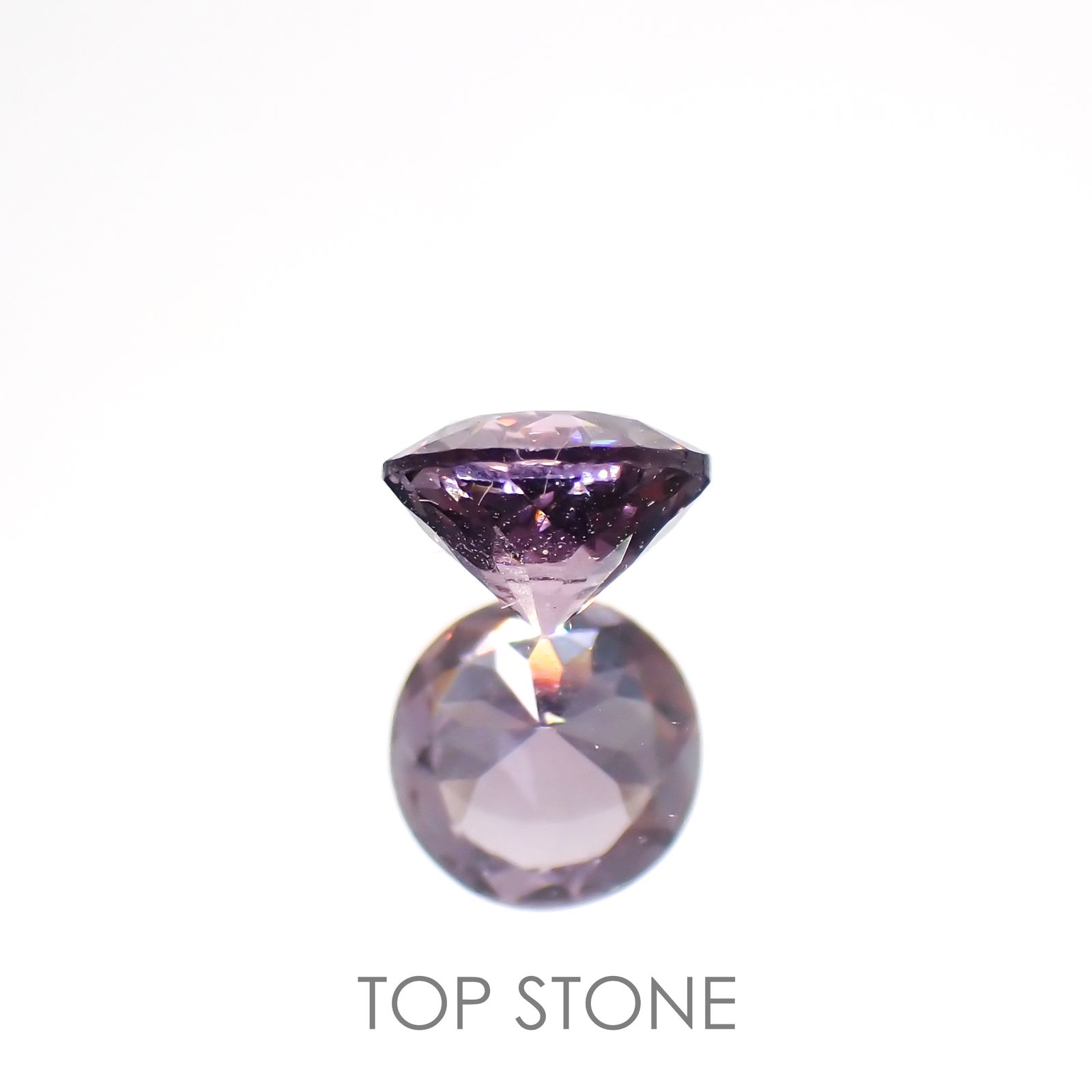 ラベンダーピンクスピネル(宝石名スピネル)ビルマ/マダガスカル産 0.48ct 識別済[220114552]4.6x4.6mm前後