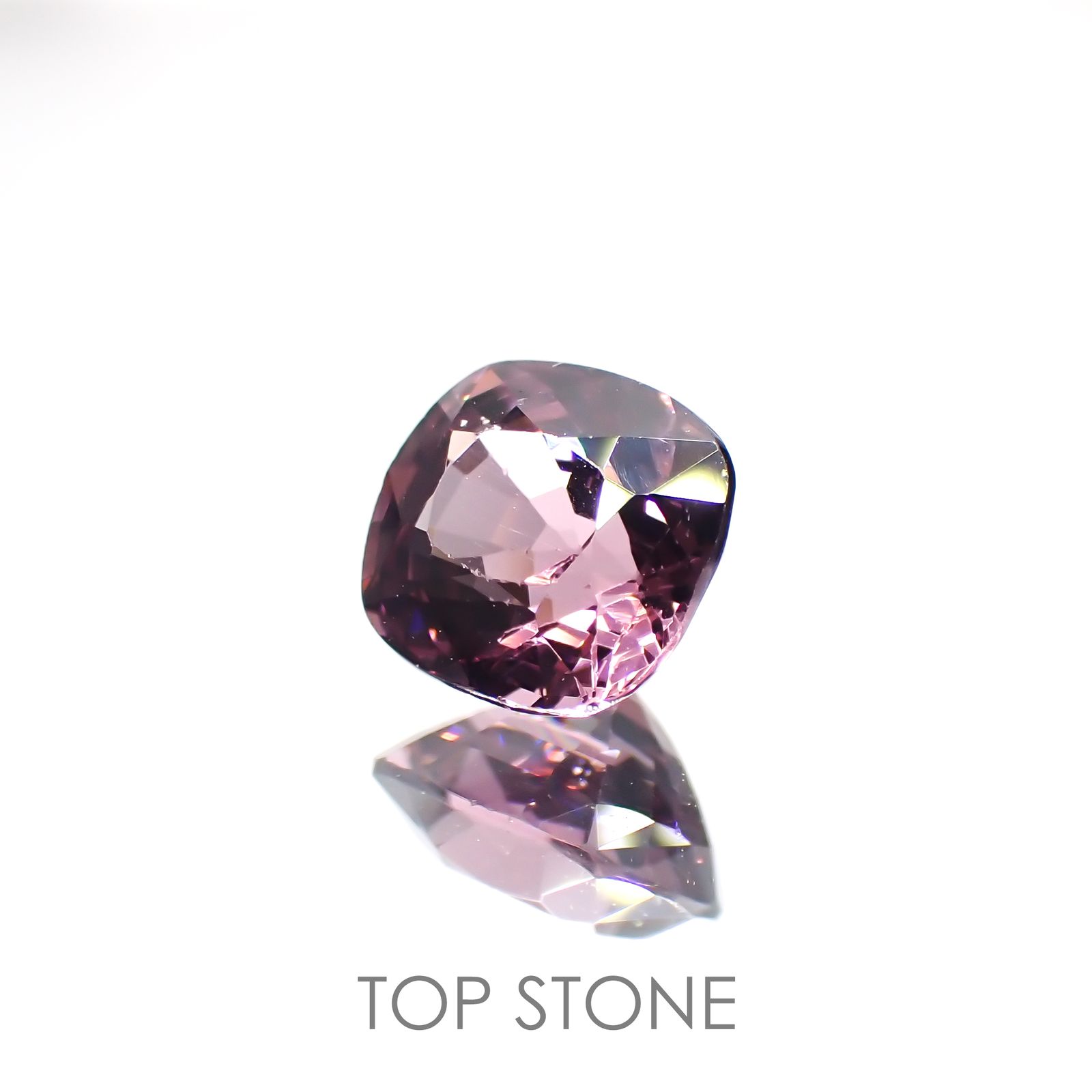 パープルスピネル(宝石名スピネル) ビルマ産 1.51ct 識別済[20128673]7×6.4mm前後