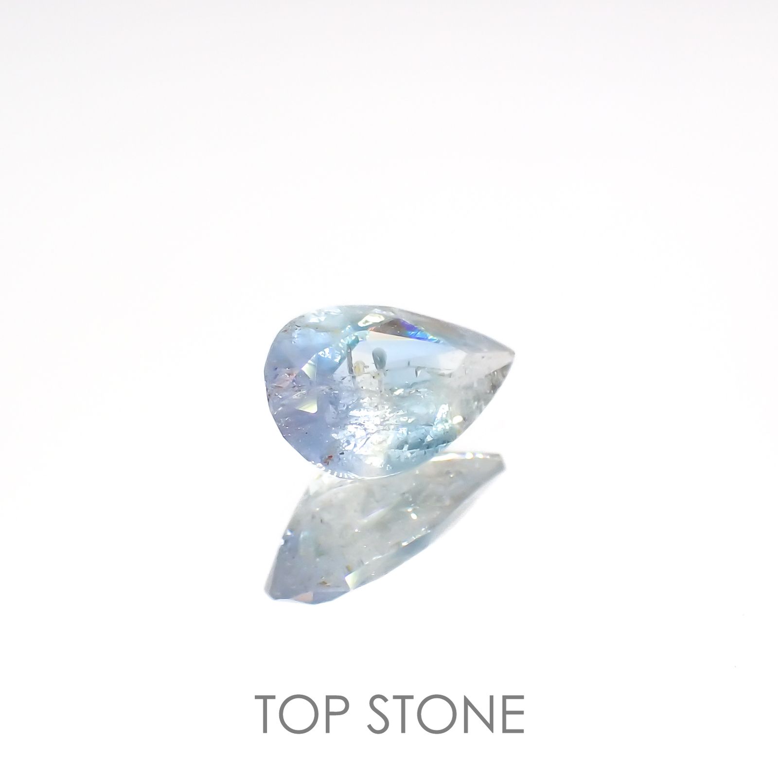 ジェレメジェバイト(宝石名エレメジェバイト)ナミビア産 0.799ct ソ付(彩珠)[220616454]8.3x5.1mm前後