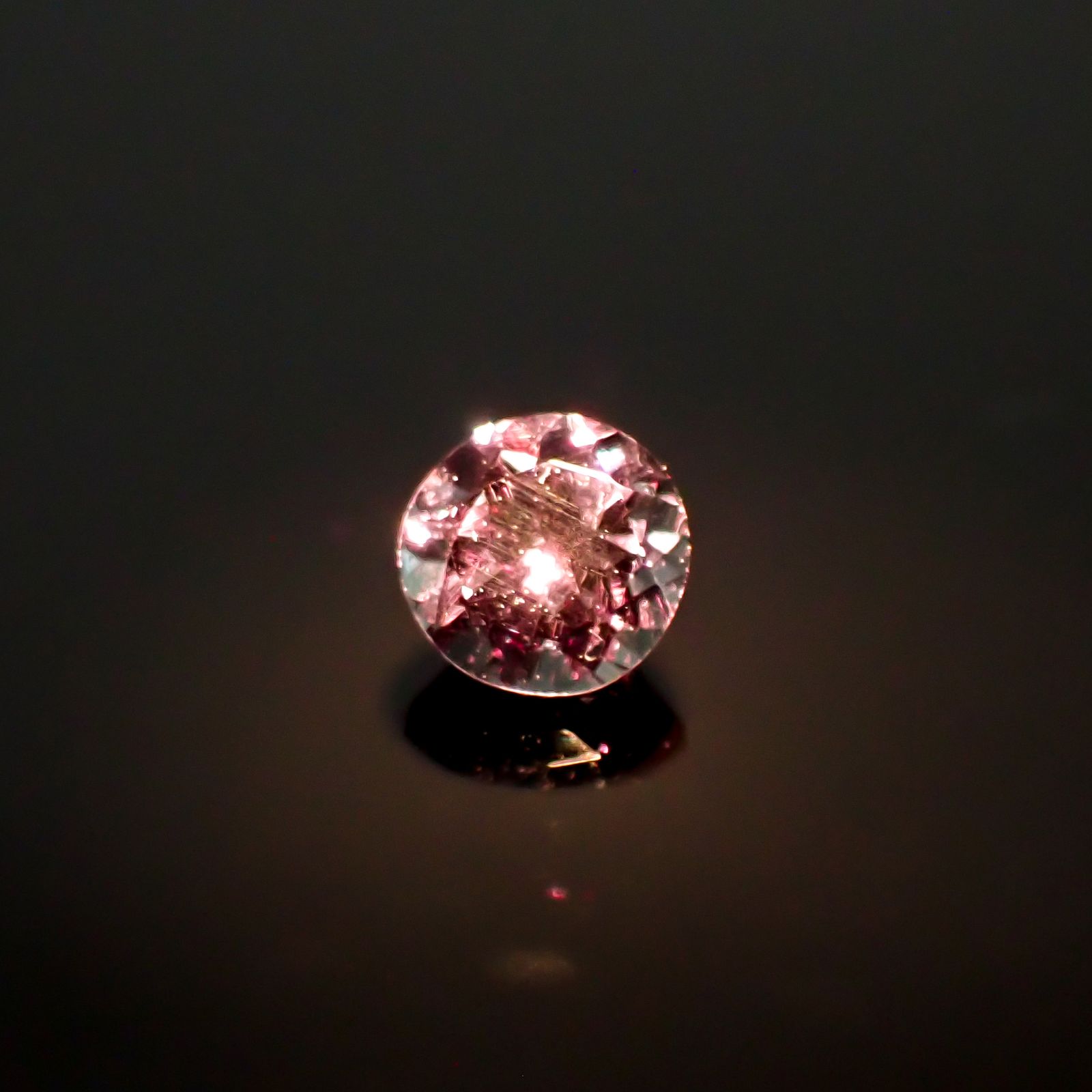 ベキリーブルーガーネット（カラーチェンジガーネット アレキタイプ） マダガスカル・ベキリー産 0.23ct[240628275]3.4x3.4mm前後