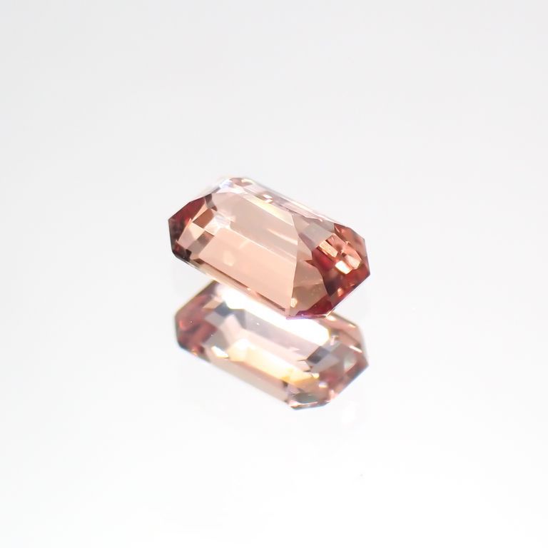 パパラチャサファイア 非加熱(宝石名サファイア/別名パパラチャ・サファイア)スリランカ産 0.35ct GIA鑑付[230421634]4.91x3.12mm前後