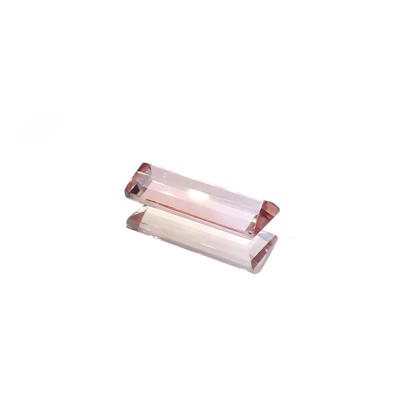 バイカラートパーズ ブラジル産 1.55ct / 11.3x4.3mm前後 [230521919]