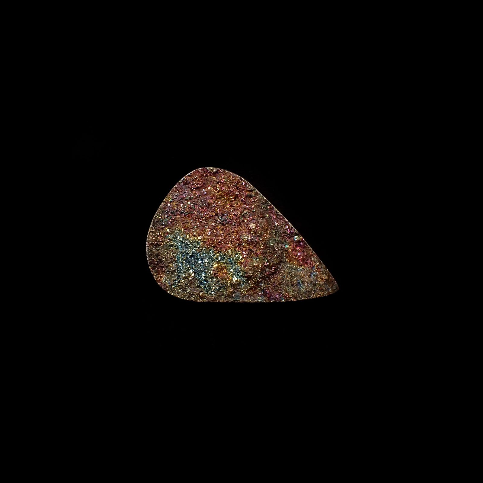 ◇フリーフォーム◇レインボーパイライト 原石 ロシア産 27.94ct[240527475]30.5x20.8mm前後