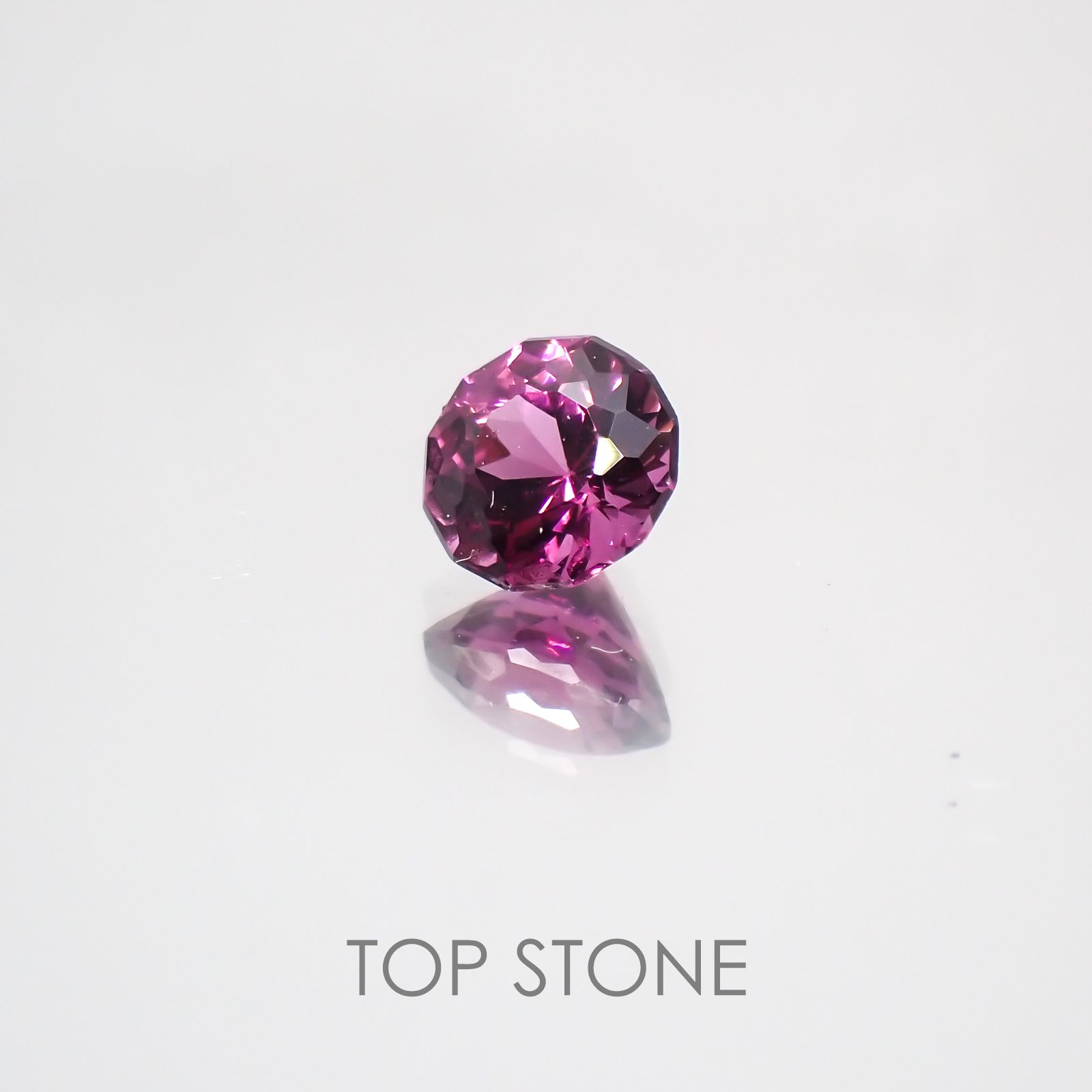 グレープガーネット ブラジル産 ルース 0.48ct[21069693]4.5×4.5mm前後
