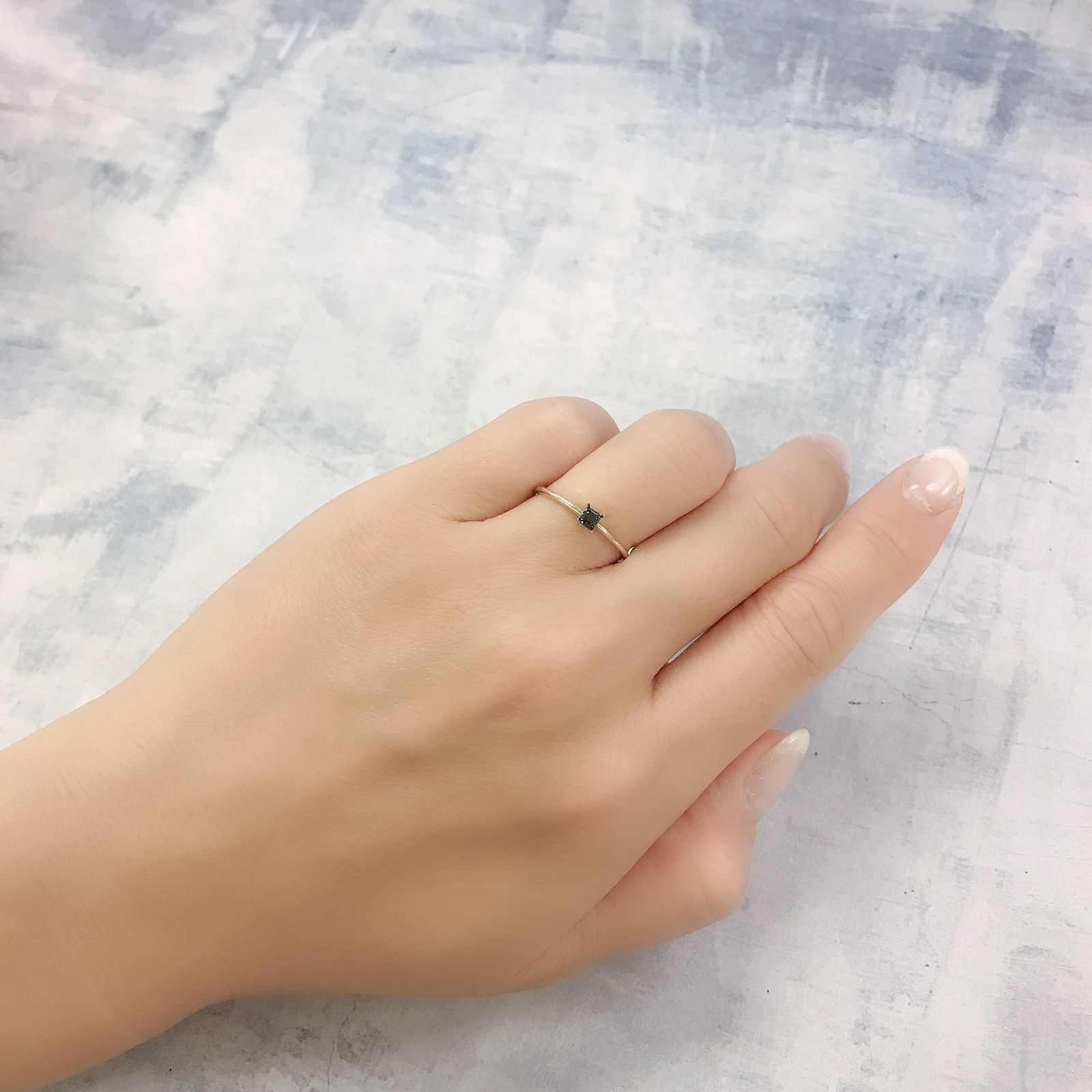 カラーチェンジガーネット アレキタイプ(宝石名ガーネット)マダガスカル・ベキリー産 0.16ct 識別済[220716942]2.8x2.6mm前後
