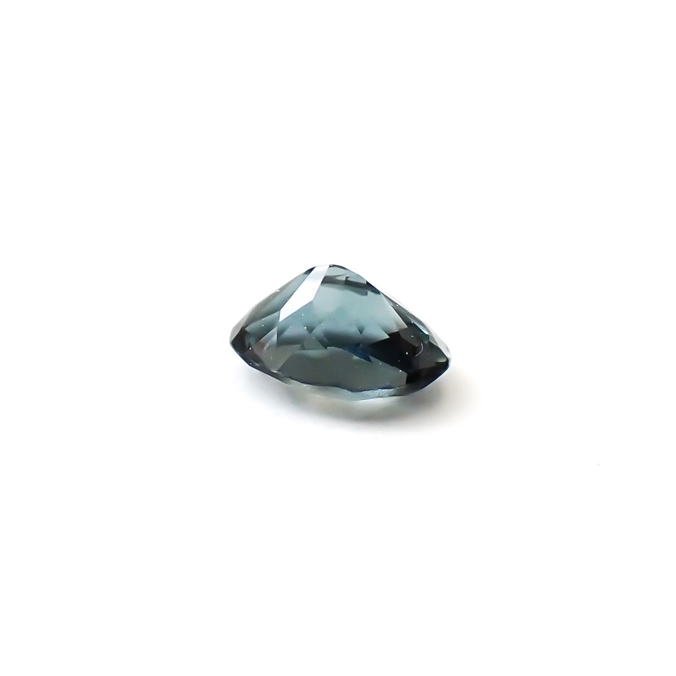サファリン スリランカ産 0.15ct / 3.9x2.8mm前後 [260432057]