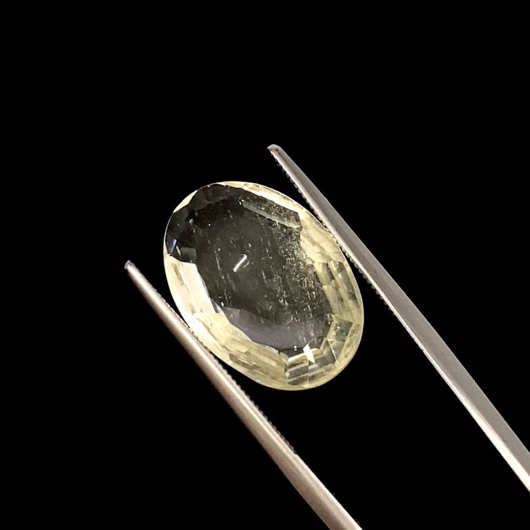 リビアングラス 発見地：エジプト・リビア砂漠 6.55ct[221018198]17.5 