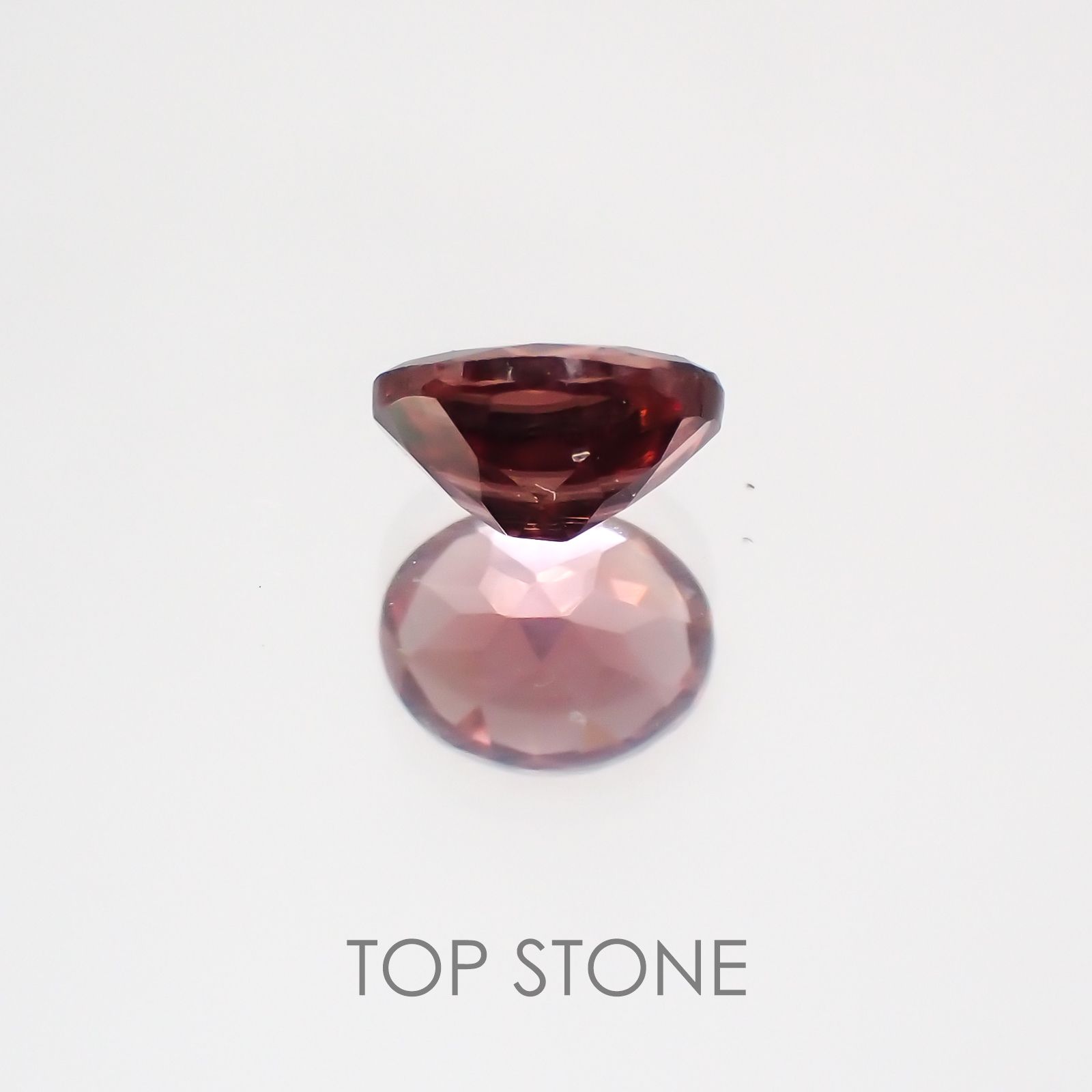 ピンクジルコン スリランカ,カンボジア産 ルース 0.55ct[21029782]5.1×4mm前後