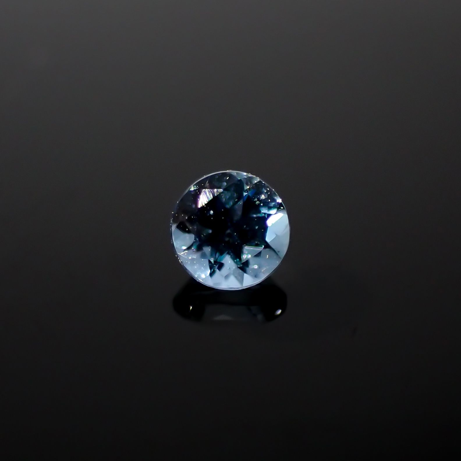 サンタマリアアクアマリン ブラジル産 0.12ct[240225983]3x3mm前後