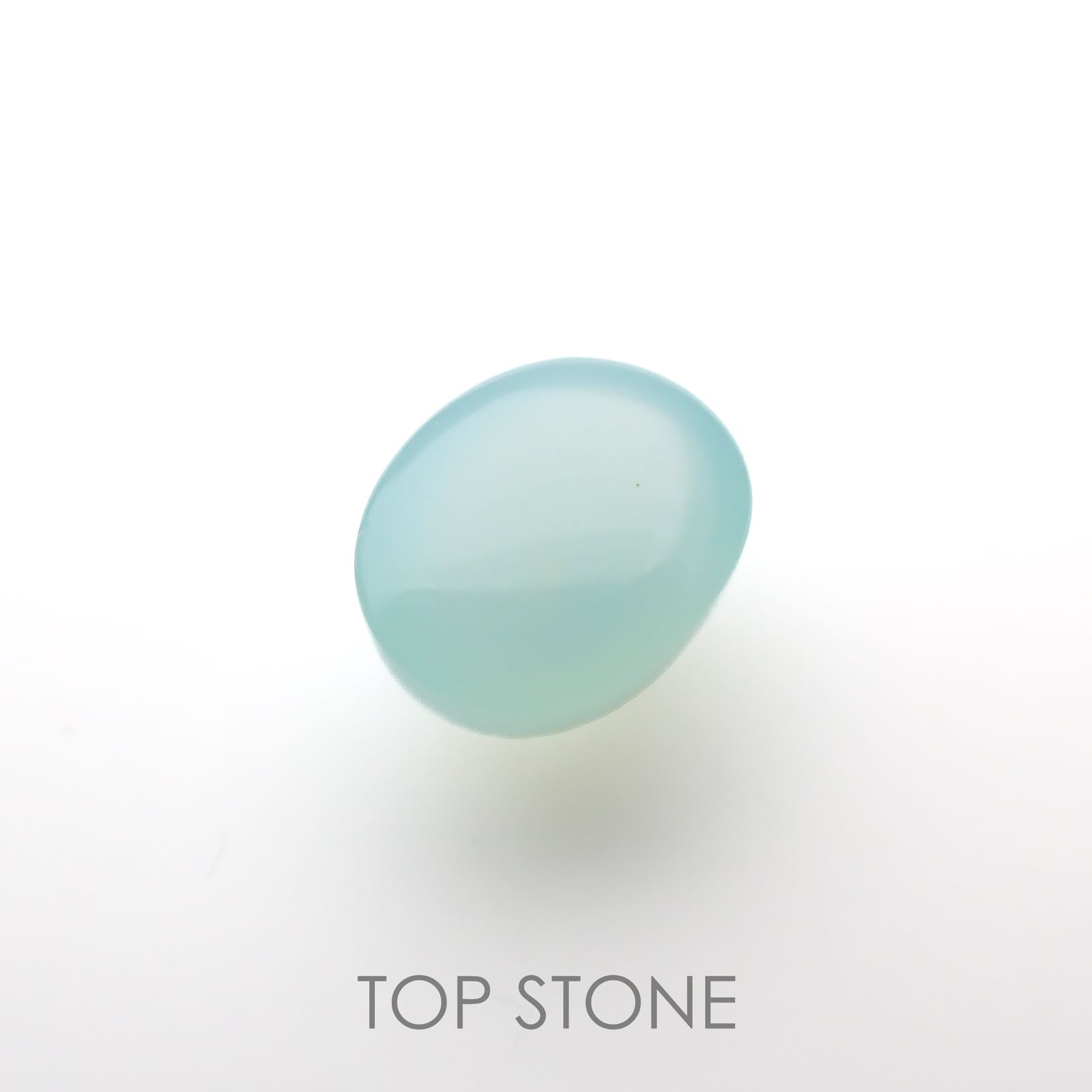 ブルーオパール(宝石名コモン オパール)ペルー産 2.69ct 識別済[220817311]10.2x8.1mm前後