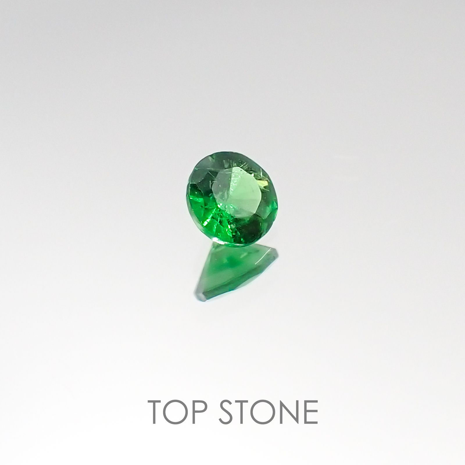 ツァボライト(宝石名グリーン グロッシュラー・ガーネット) タンザニア産 0.18ct 識別済[20095730]3.5×3.5mm前後