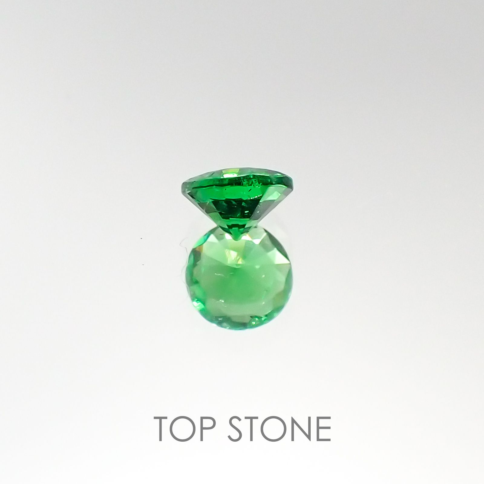 ツァボライト タンザニア産 ルース 0.19ct[20095727]3.6×3.5mm前後