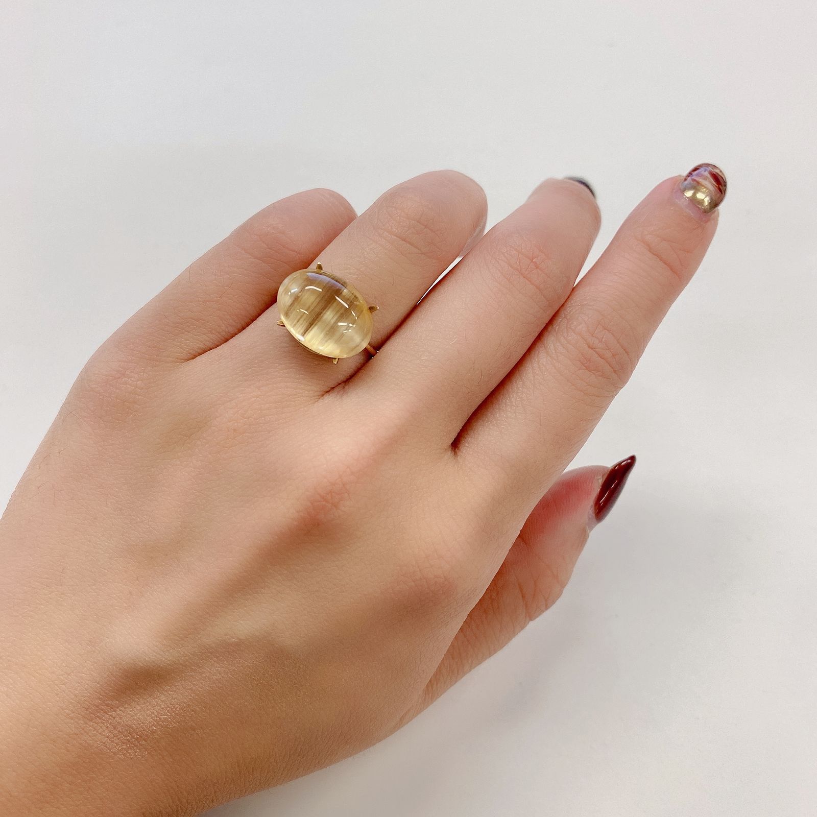 ベリルキャッツアイ(宝石名ベリル・キャッツ・アイ) ブラジル産 7.832ct ソ付[20127457]15×11.1mm前後