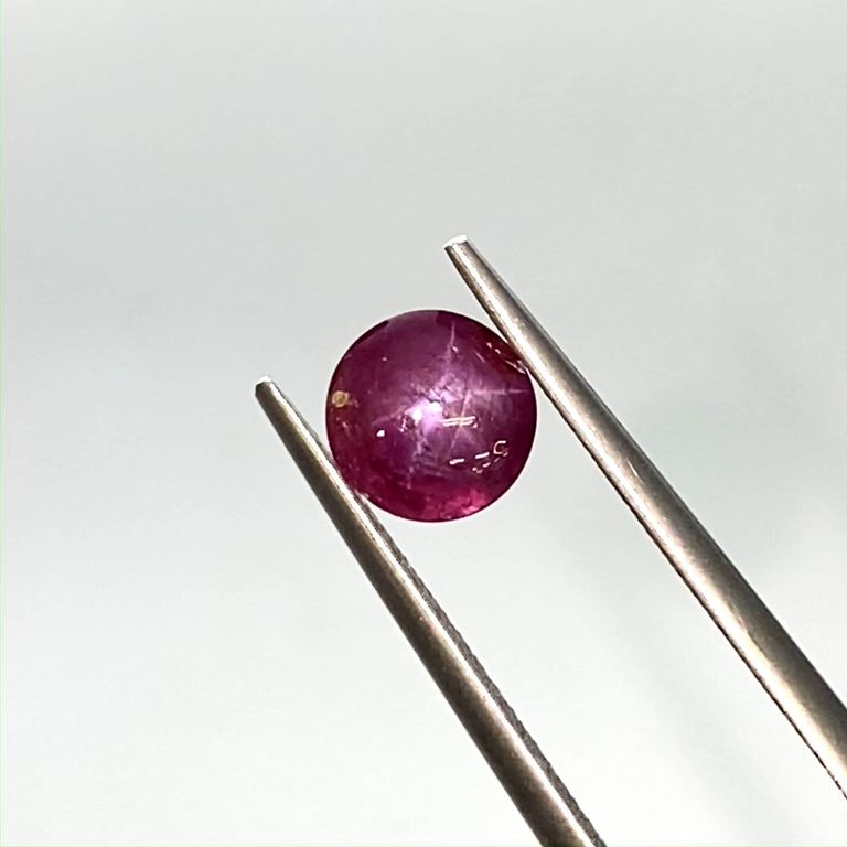 スタールビー(宝石名スター・ルビー)インド産 0.92ct 識別済[220616107 