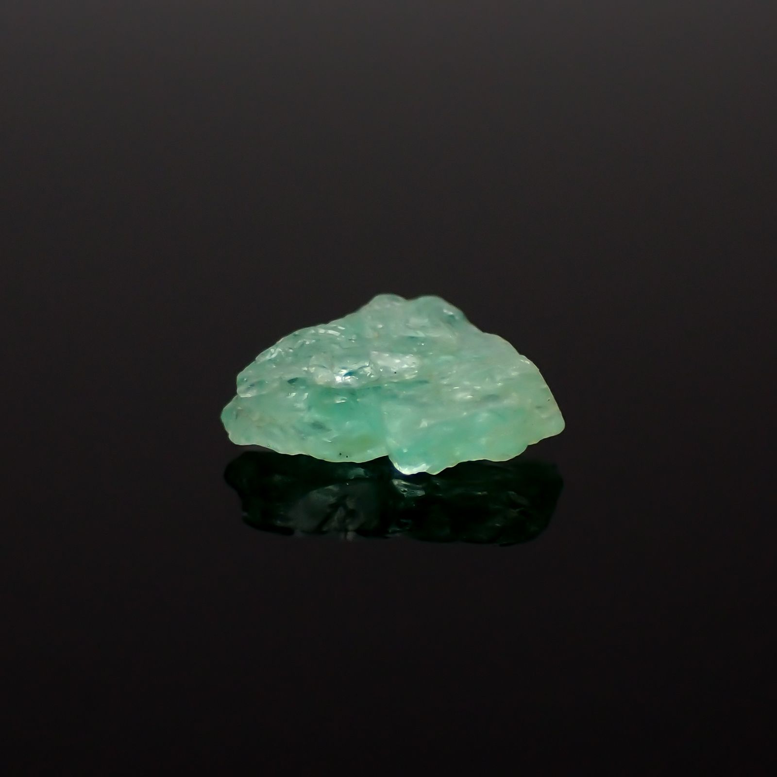 パライバ　トルマリン　原石　400g バターリャ産 ブラジル産パライバトルマリン（バターリャ）原石（平均0.06ct
