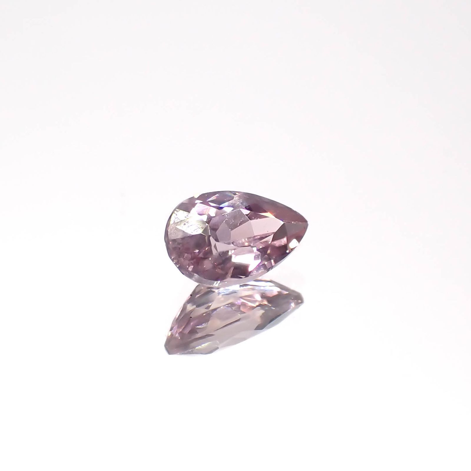 カラーシフト ピンクダイアスポア アフガニスタン産 0.44ct[240326986]6.1x3.7mm前後