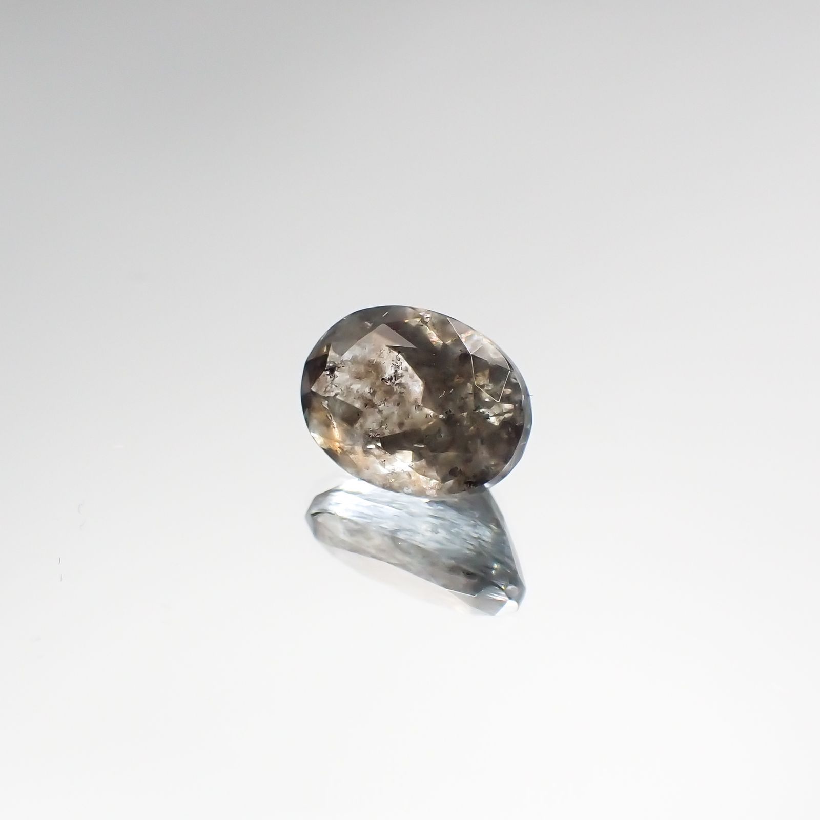 アベンチュリンアクアマリン(宝石名アクアマリン) ナイジェリア産 2.41ct 識別済[210712988]10×7.1mm前後
