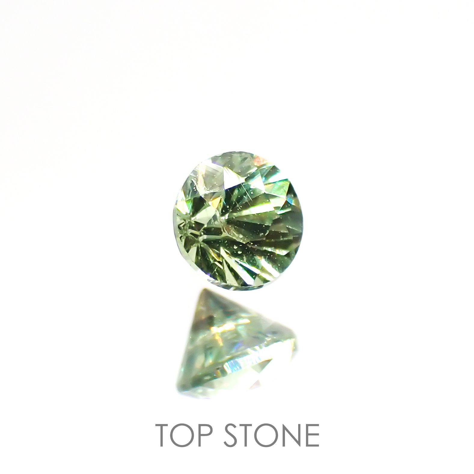 デマントイドガーネット(宝石名デマントイド・ガーネット) ナミビア産 0.18ct 識別済[210912789]3×3mm前後