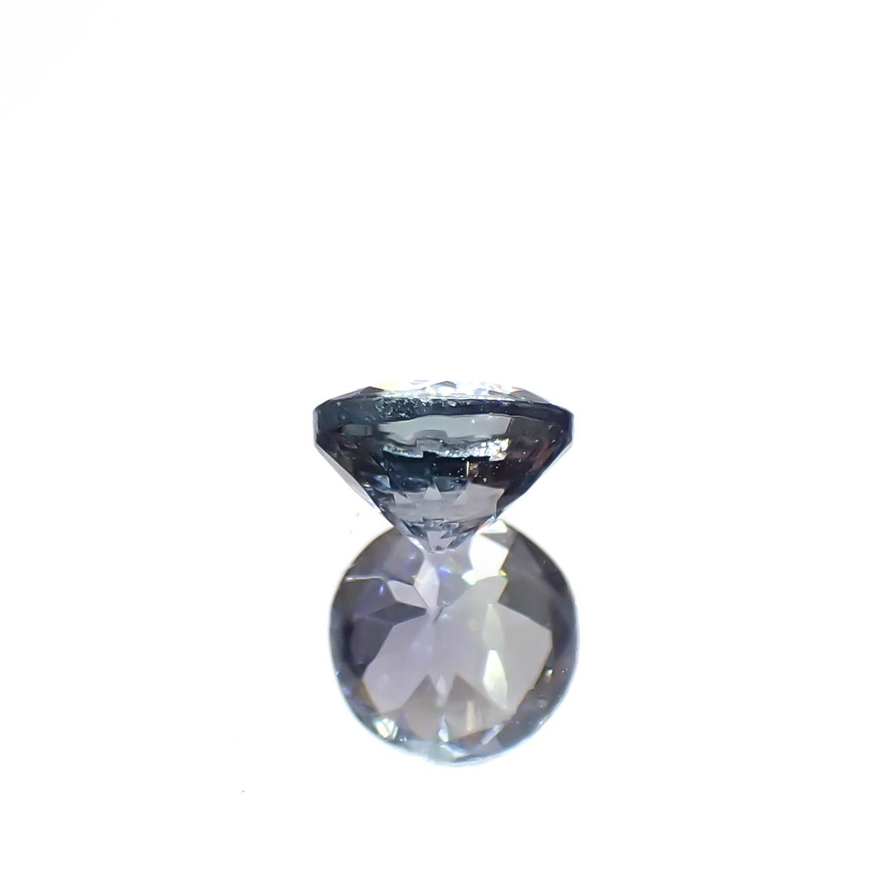 バイカラータンザナイト(宝石名ゾイサイト)タンザニア産 0.41ct 識別済[240828602]4.6x4.6mm前後