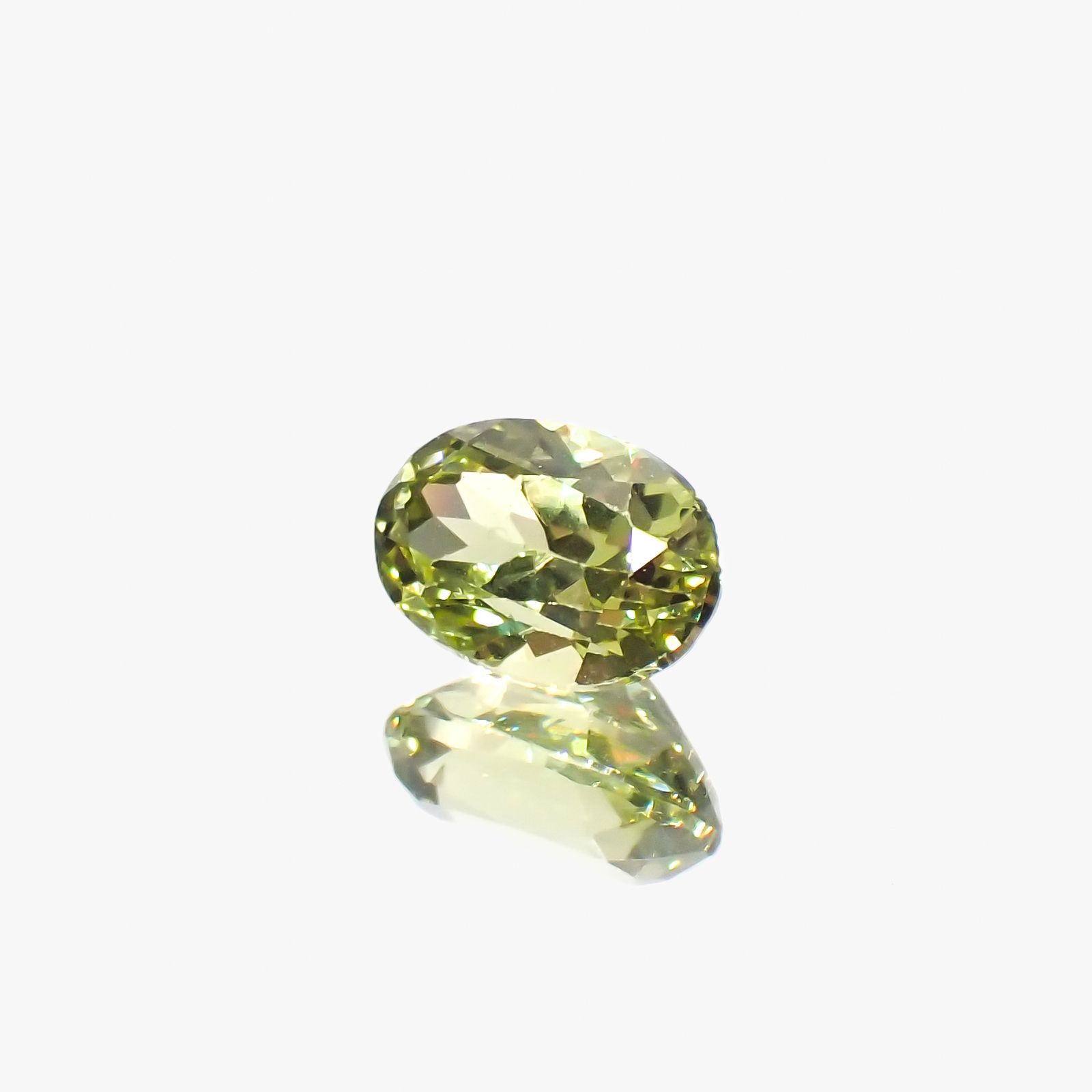 マリガーネット(宝石名グロッシュラー アンドラダイト・ガーネット)マリ共和国産 0.62ct 識別済[231124326]5.8x3.9mm前後