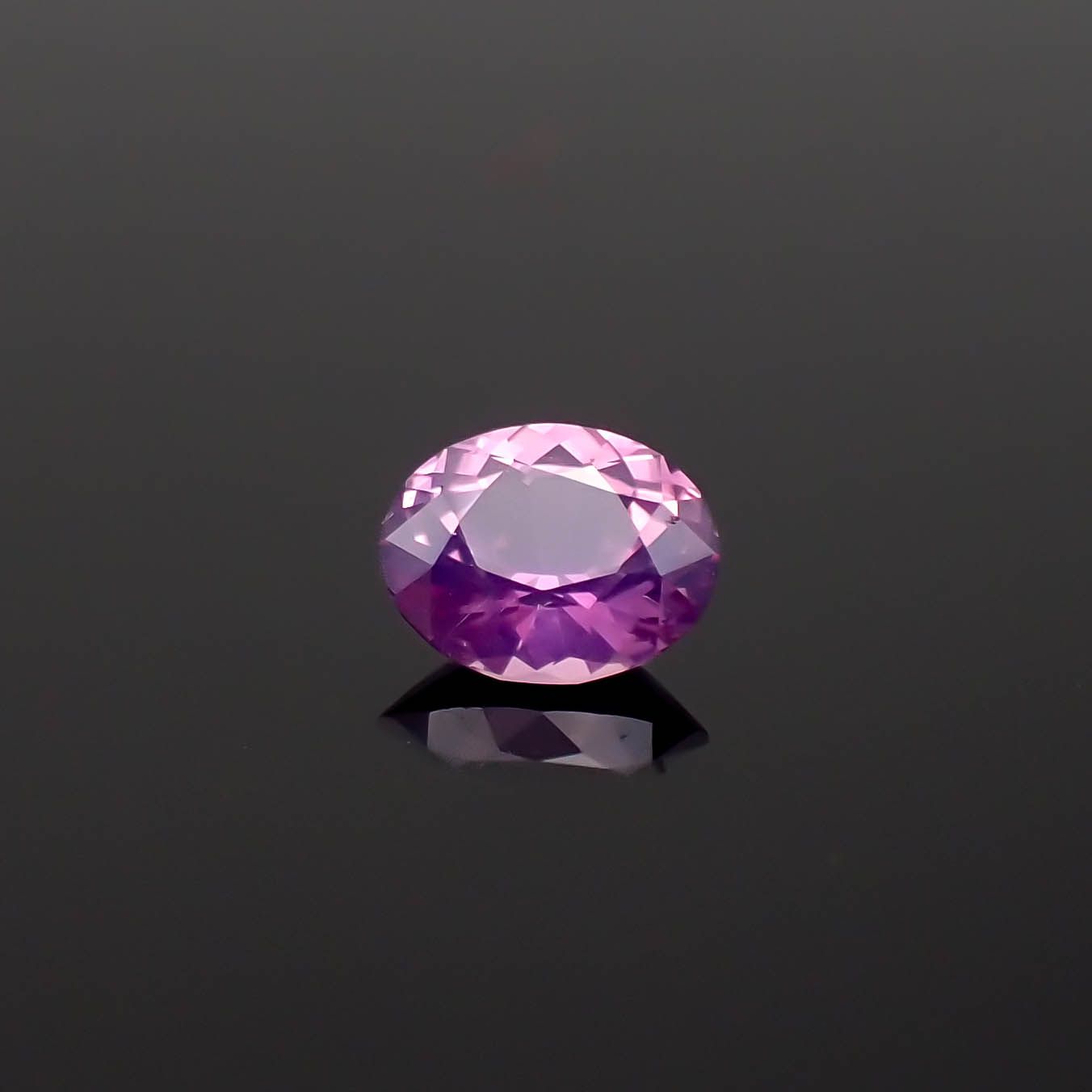 シルキーサファイア 非加熱 ベトナム産 0.46ct[230722797]5.4x4.4mm前後