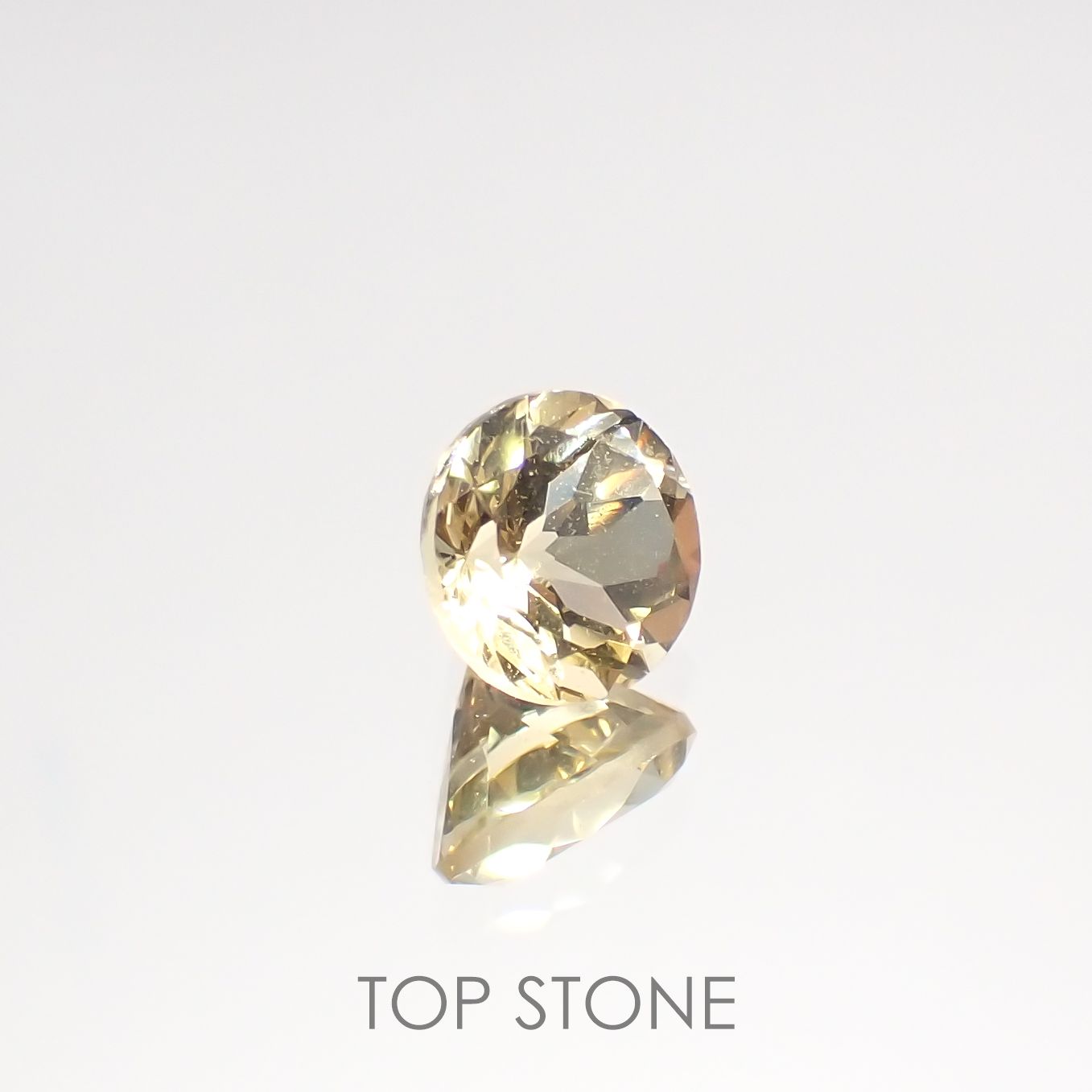 イエローベリル(宝石名イエロー・ベリル)ブラジル産 0.89ct 識別済[220515854]6x6mm前後