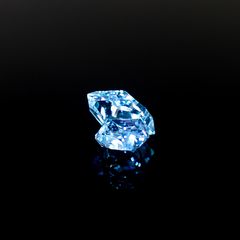 オイルインクォーツ原石 パキスタン産 4.55ct[240828663]10.9x11mm前後