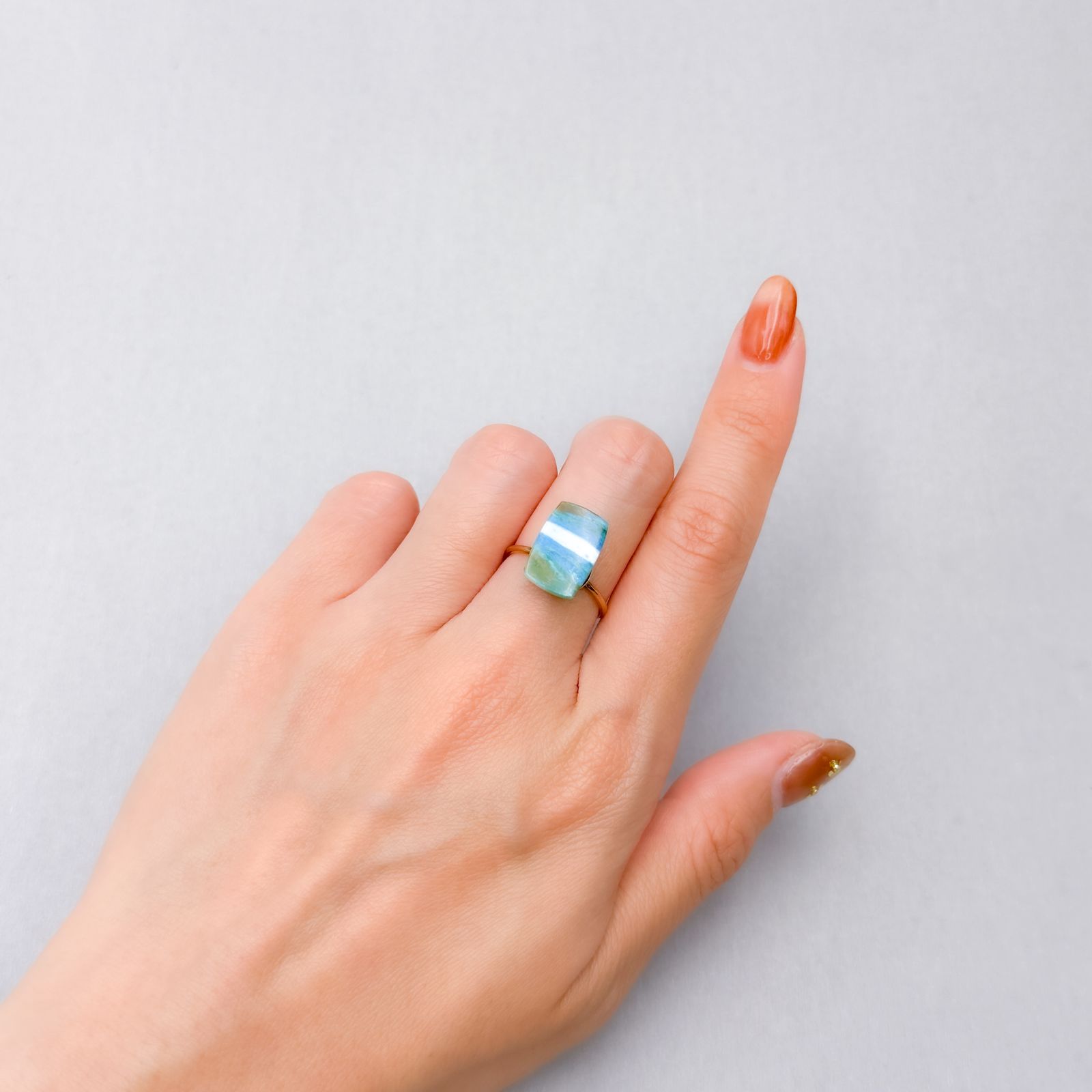 ブルーオパール ペルー産 3.41ct [250330142]13.9x9.4mm前後