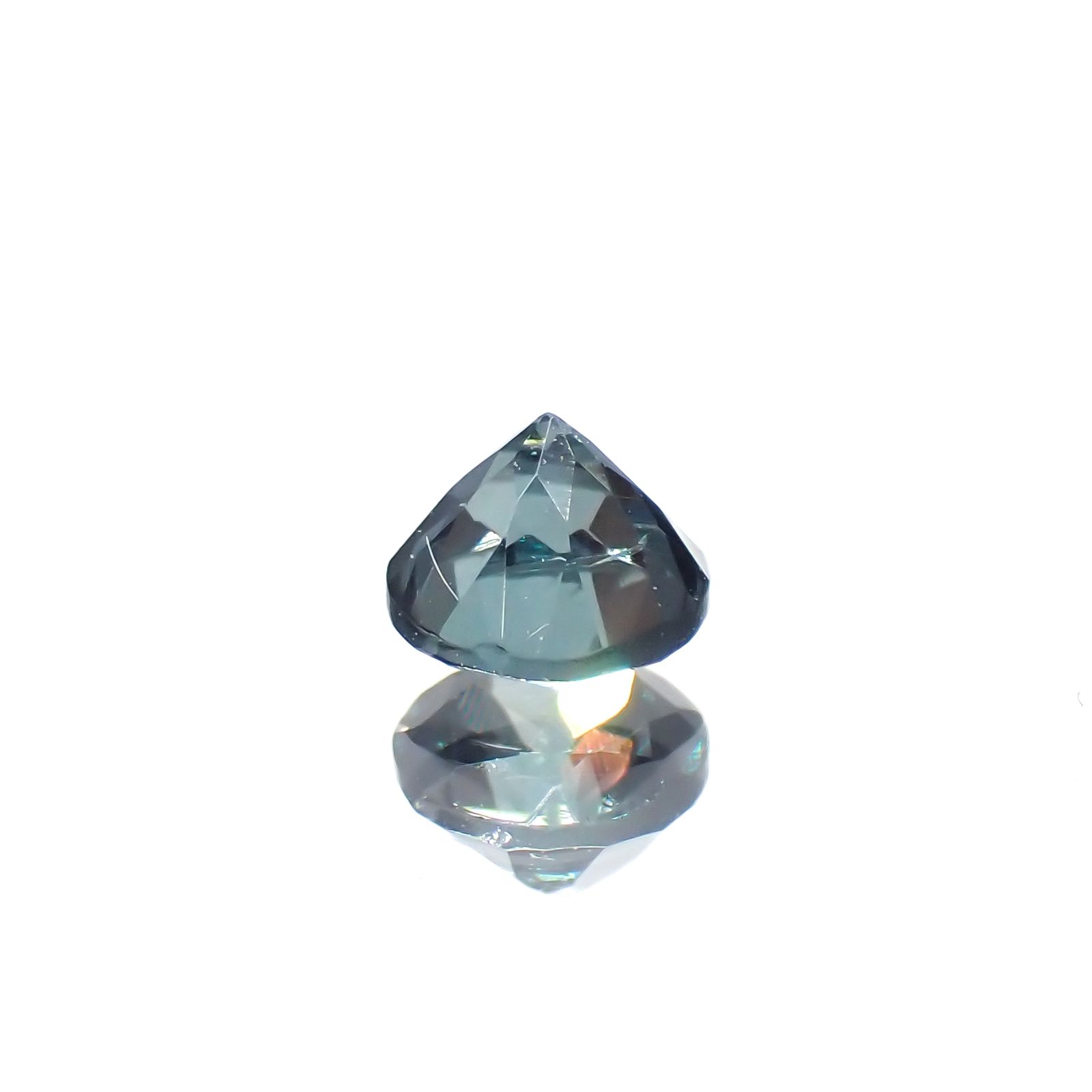 カラーチェンジガーネット アレキタイプ マダガスカル・ベキリー産 0.27ct[231224757]3.6x3.6mm前後