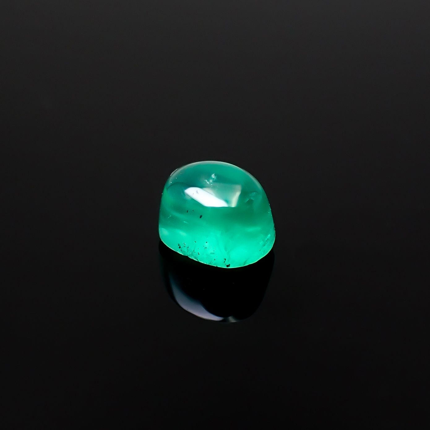 エメラルドキャッツアイ コロンビア産 0.37ct [241229551]4.4x3.5mm前後