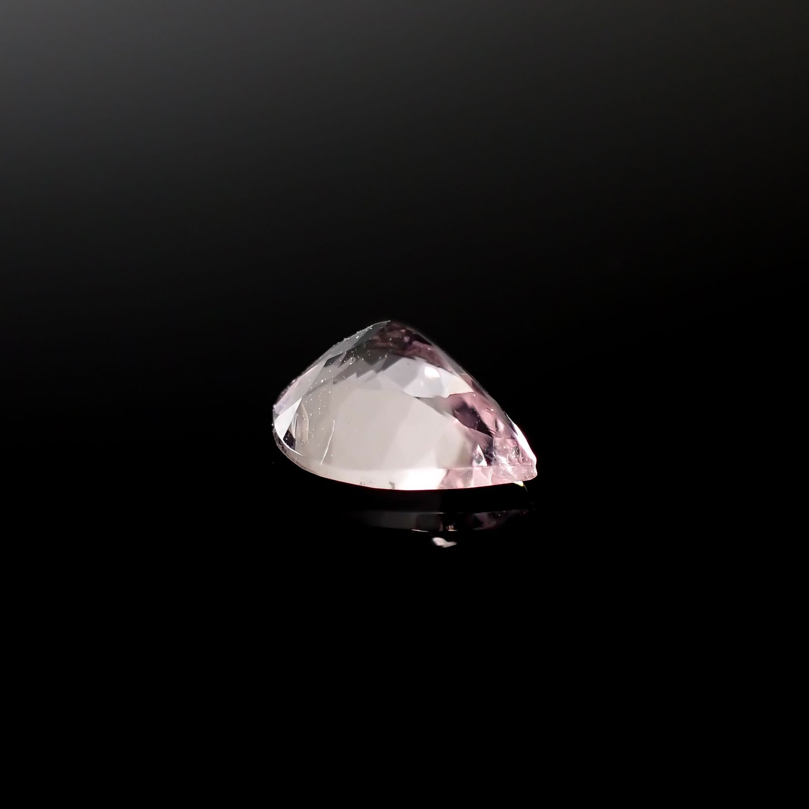 モルガナイト ナイジェリア産 0.84ct[240427162]7.6x5.8mm前後