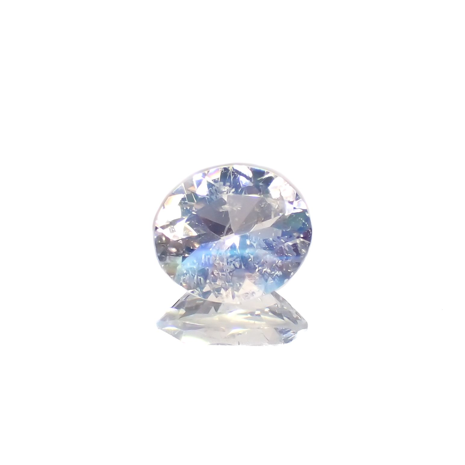 レインボームーンストーン(宝石名ラブラドライト)タンザニア産 0.67ct 識別済[230321265]6.6x5.7mm前後