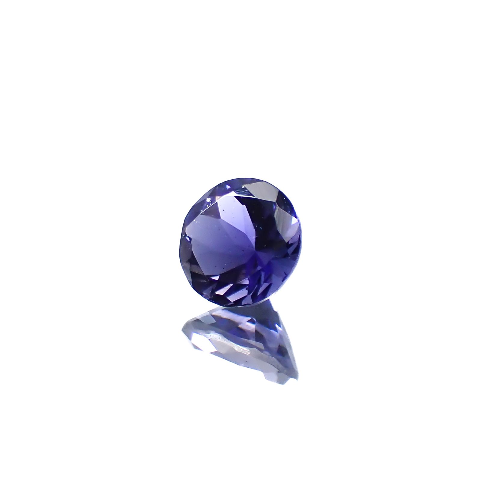 アイオライトサンストーン インド/ブラジル産 0.66ct [250229822]5.9x5.9mm前後
