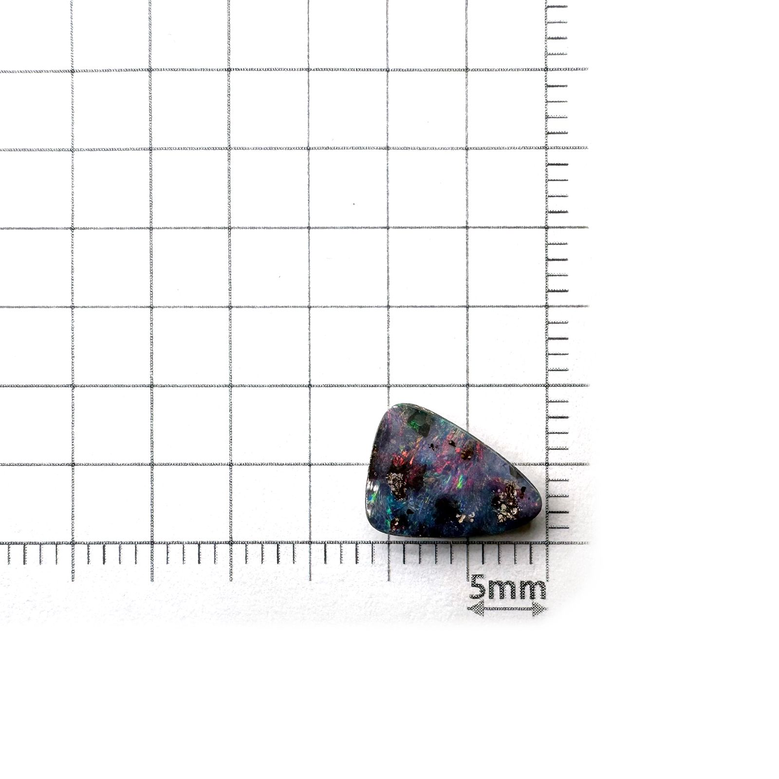 ボルダーオパール 原石磨き オーストラリア産 1.88ct[240226203]10.5x7.9mm前後