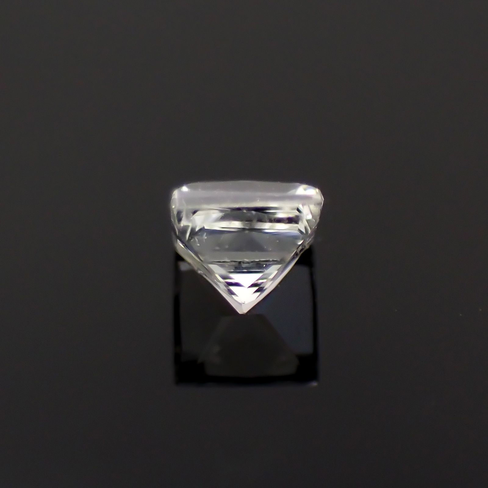 ◇プリンセスカット◇リューコガーネット ビルマ産 0.10ct[230923364]2.4x2.4mm前後