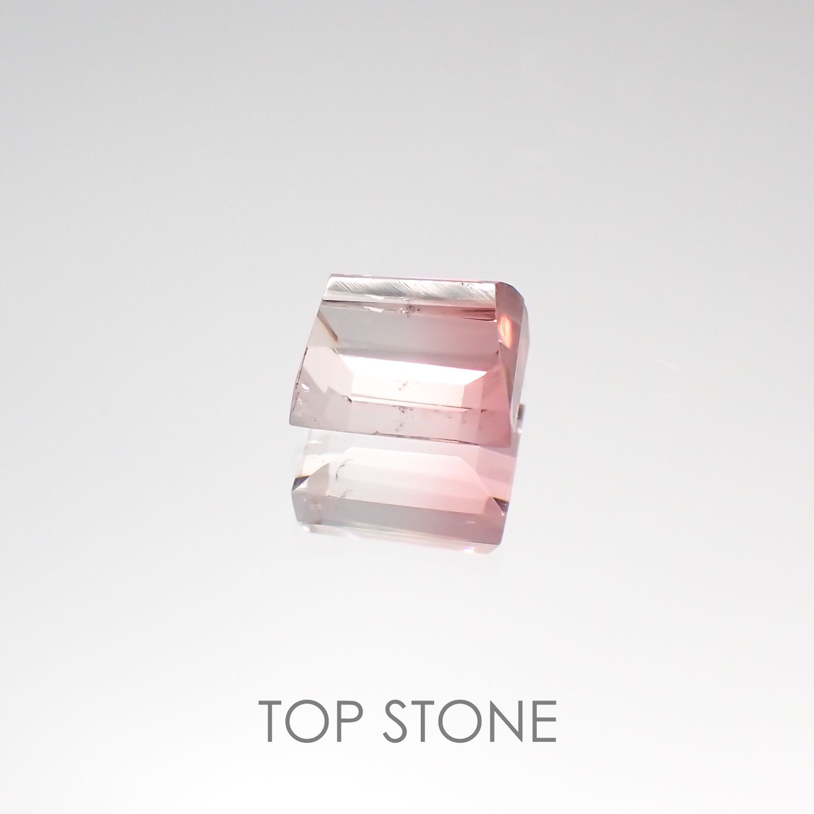 バイカラートルマリン(宝石名バイカラー・トルマリン) ブラジル産 1.19ct 識別済[20117511]6×5mm前後