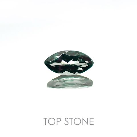 カラーチェンジガーネット(アレキタイプ)(宝石名ガーネット/カラーチェンジタイプ) マダガスカル・ベキリー産 0.18ct 識別済[20106600]5.1×2.6mm前後