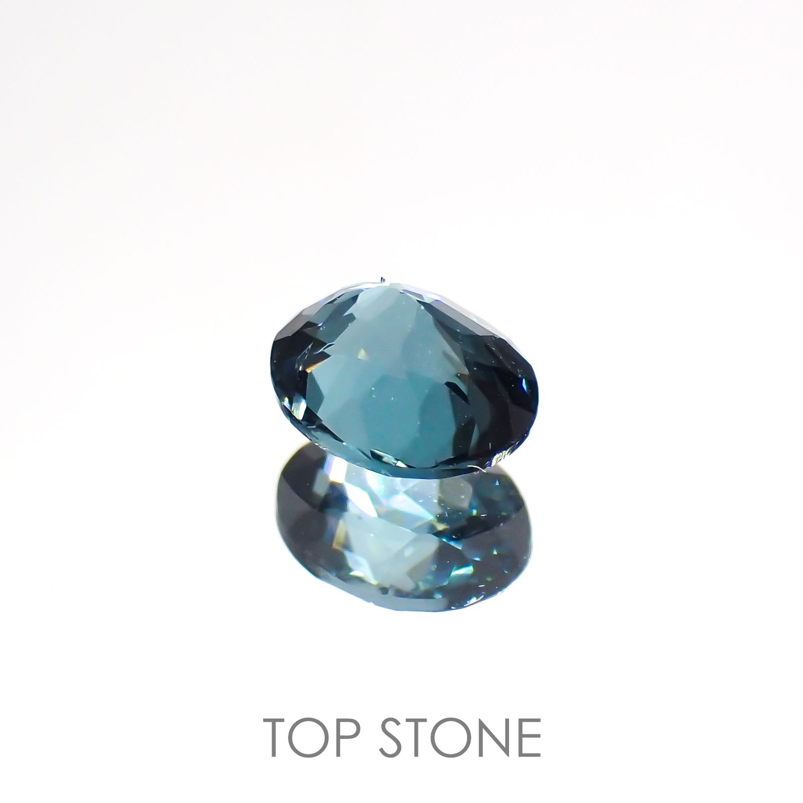 ラグーントルマリン アフガニスタン産 0.45ct [220114095]5.3x4.3mm前後