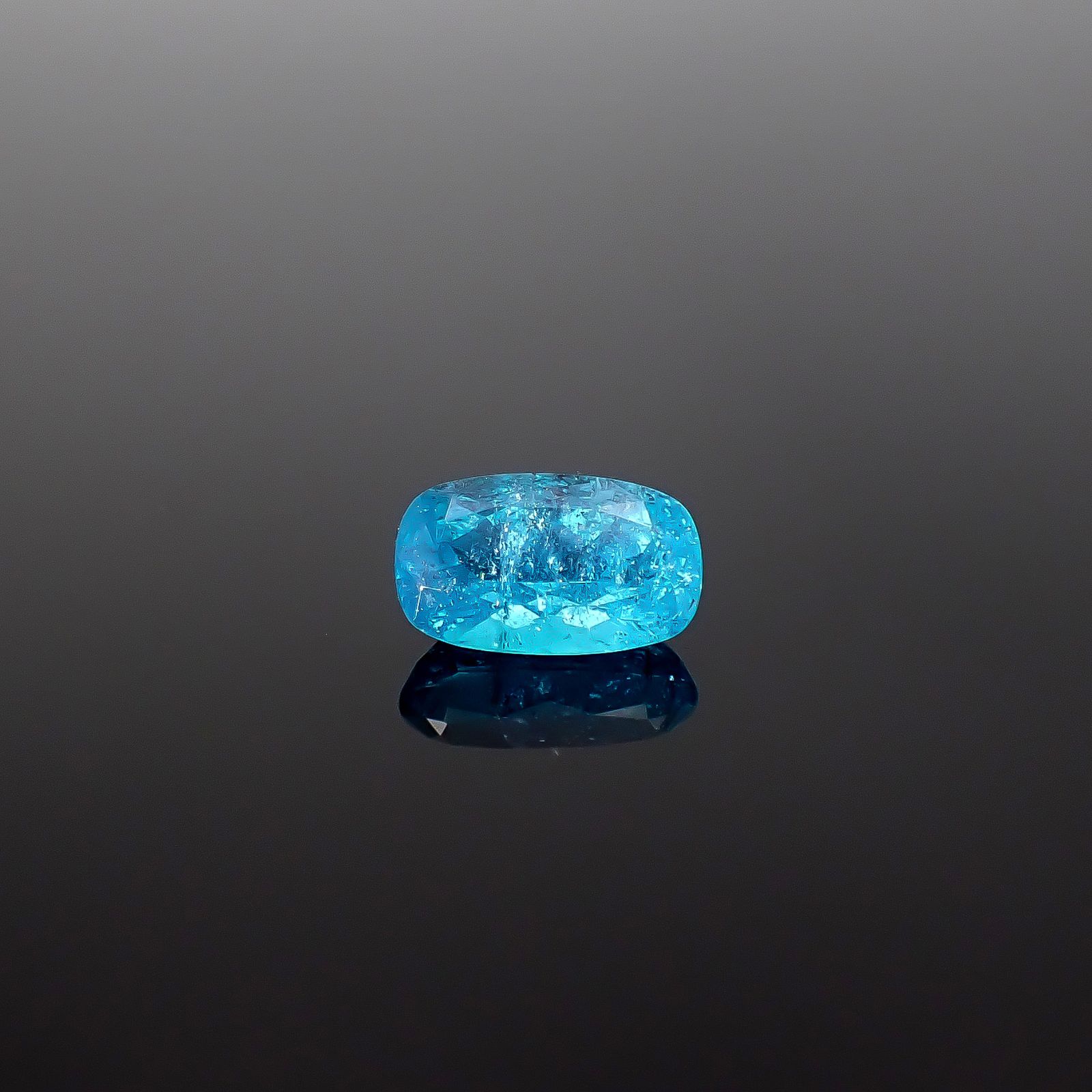 パライバトルマリン(宝石名トルマリン/別名パライバトルマリン)ブラジル産 CGL鑑付 2.030ct / 10.1x6.1mm前後 [260532234]