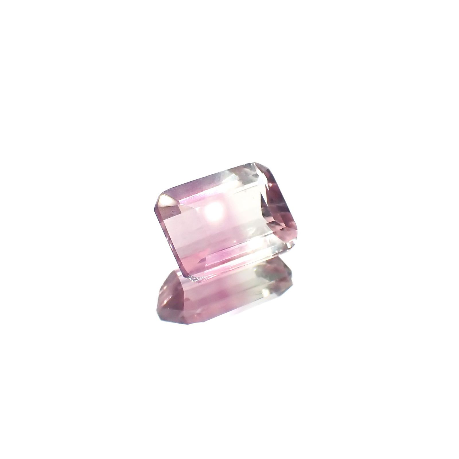 バイカラーフローライト 中国産 1.85ct [220917989]8x5.9mm前後