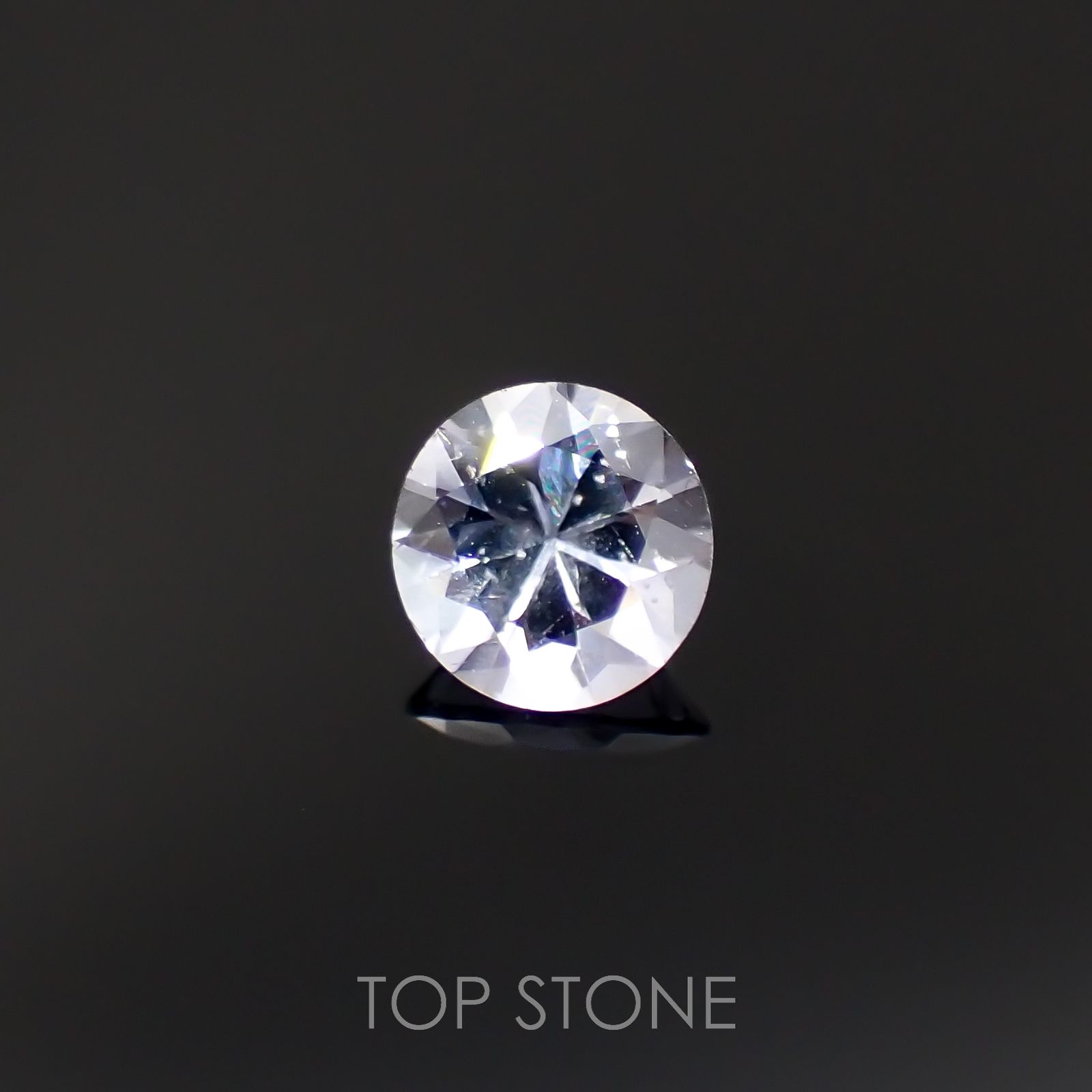 グレイッシュブルースピネル(宝石名スピネル)ビルマ/マダガスカル産 0.39ct 識別済[230119907]4.6x4.5mm前後