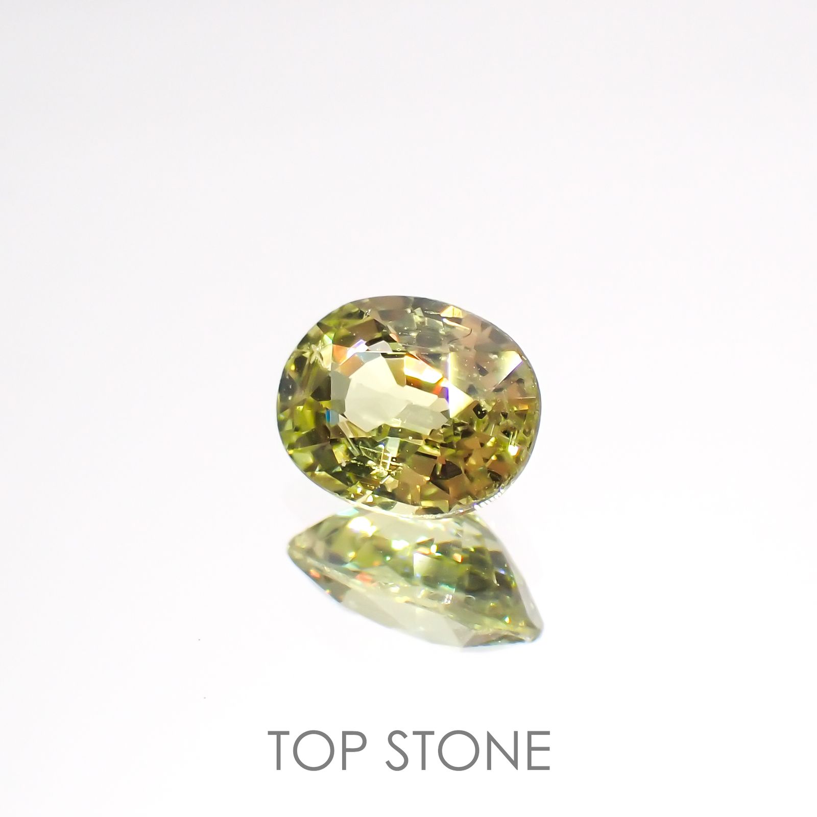 マリガーネット(宝石名グロッシュラー アンドラダイト・ガーネット)マリ共和国産 1.00ct 識別済[220115233]6.9x5.3mm前後