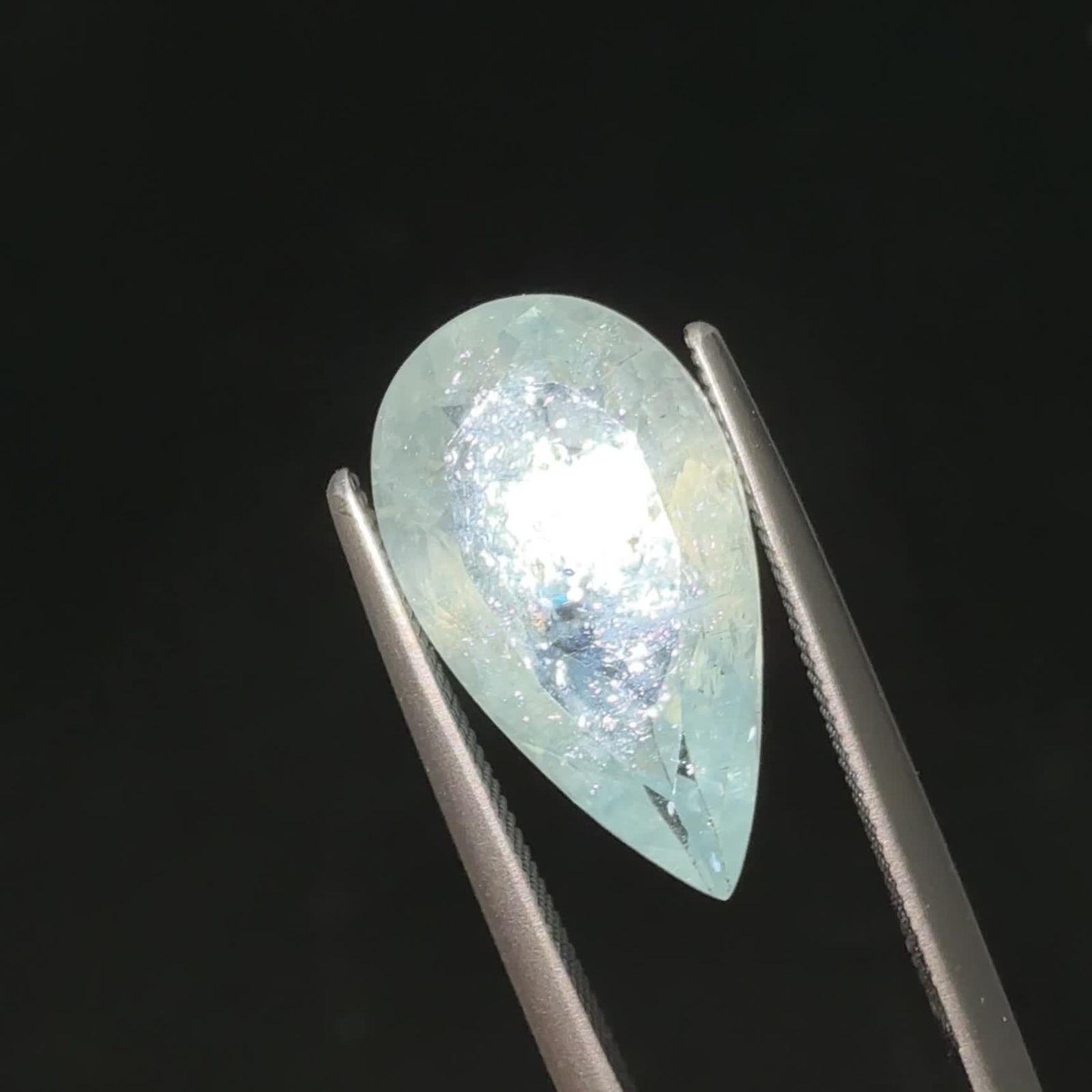 イリデッセンスアクアマリン ブラジル産 4.78ct [250730699]16.7
