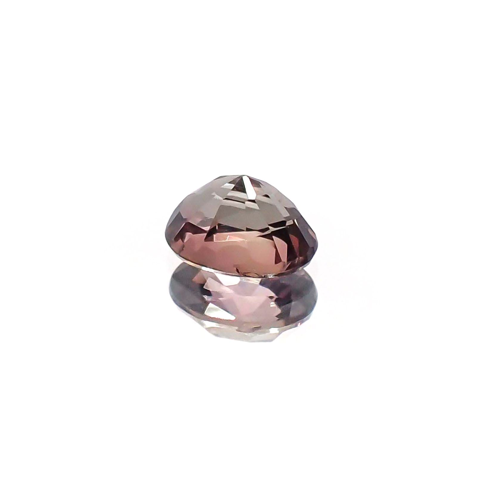 カラーチェンジサファイア 非加熱(宝石名サファイア)タンザニア産 識別済 0.44ct / 4.9x3.5mm前後 [230622425]