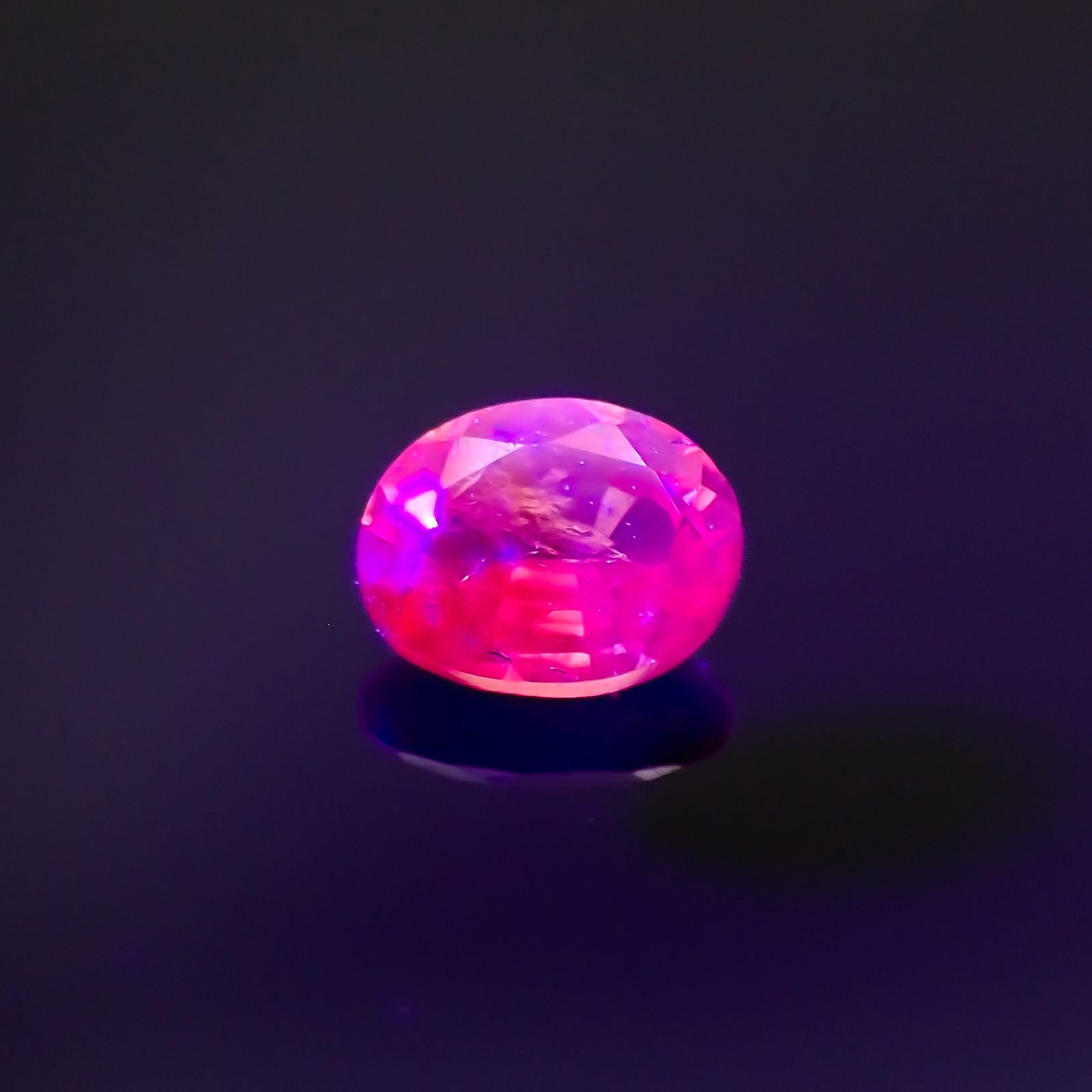 ウィンザーサファイア タンザニア・ウィンザー産 0.24ct[230421404]4x3.1mm前後