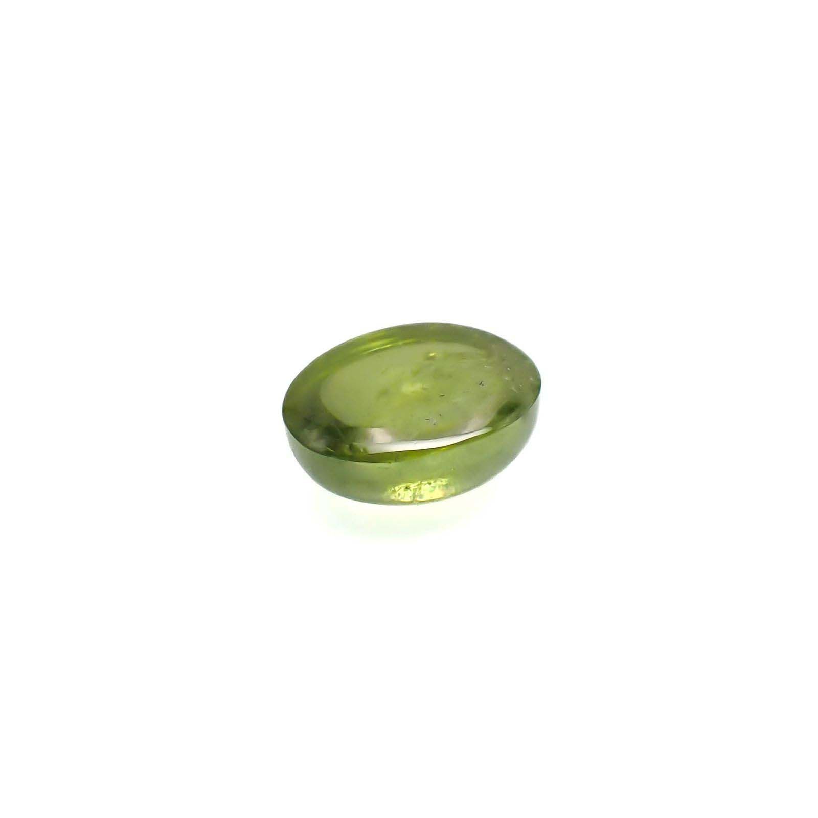 スフェーン マダガスカル産 2.92ct[230220638]9.1x7mm前後