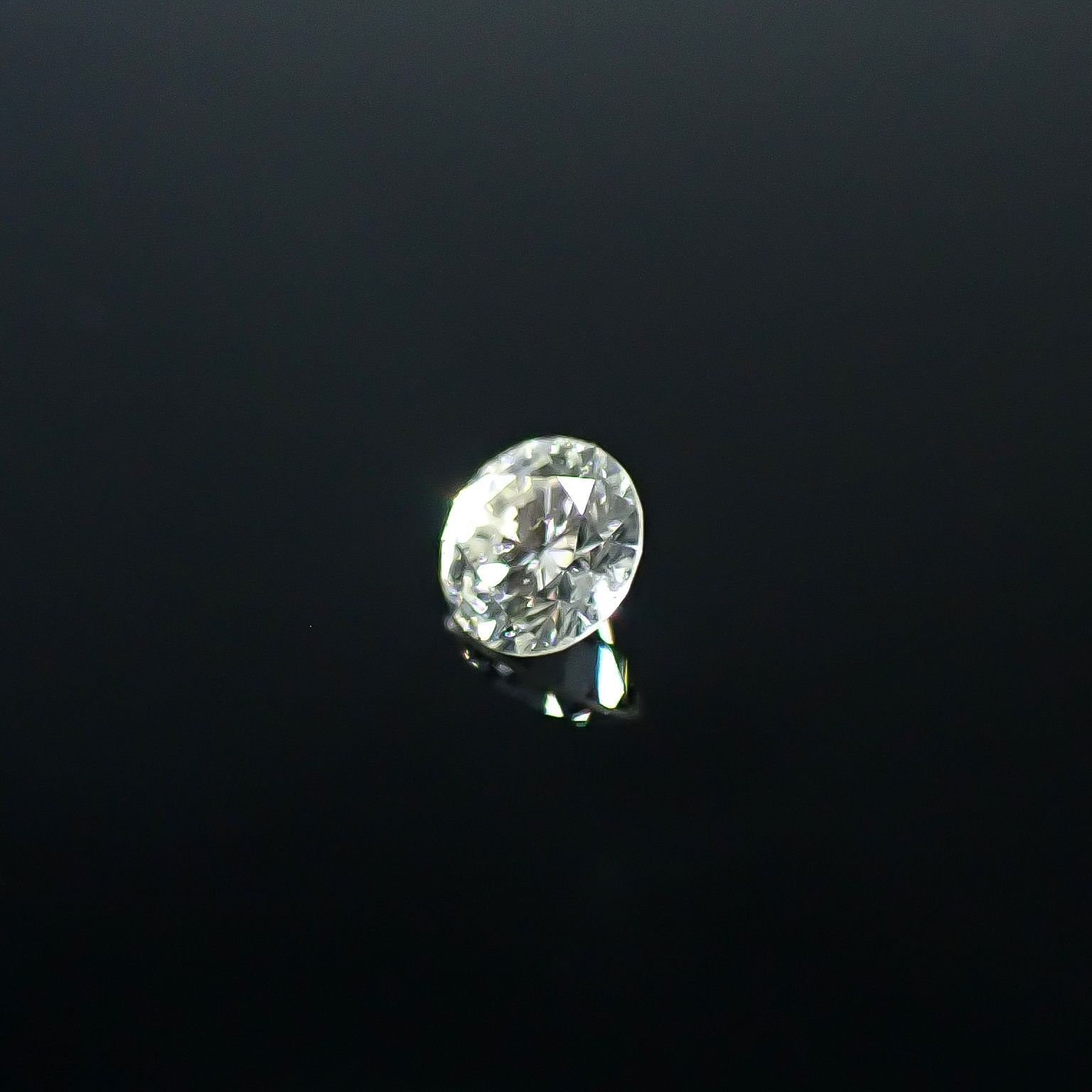 ダイヤモンド SI1-VS/TTLC ハート&キューピッド 0.058ct / 2.4x2.4mm前後 [251031173]