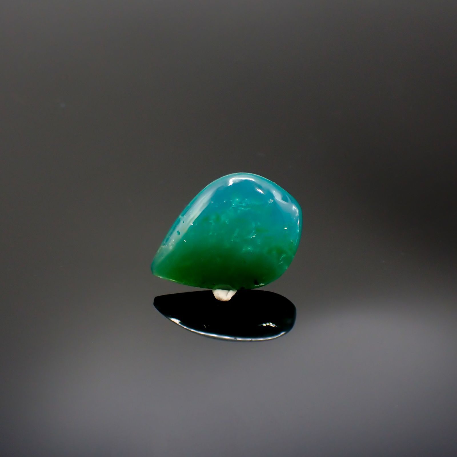 ◇フリーフォーム◇ジェムシリカ ペルー産 18.03ct[220717187]25x18.1mm前後